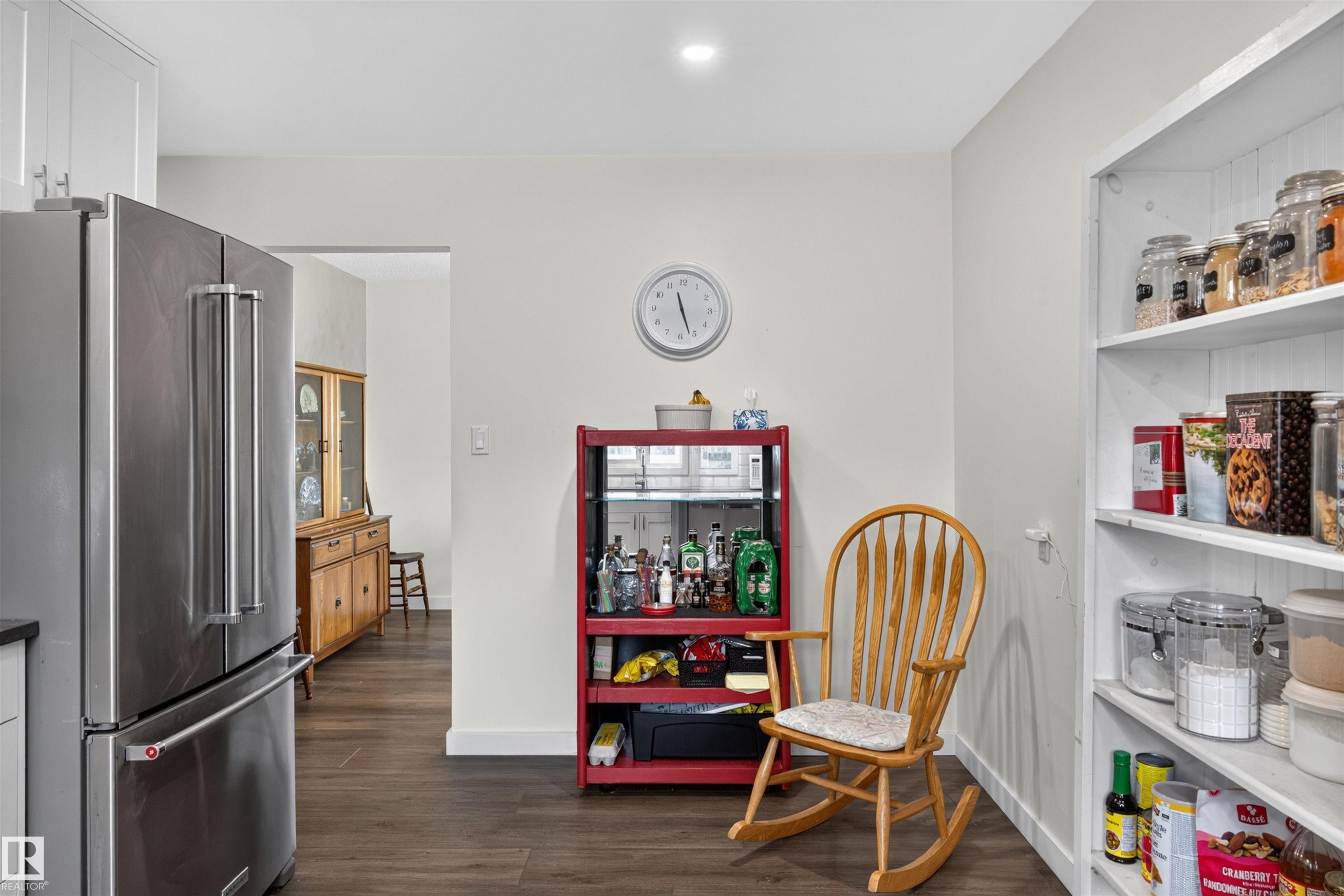 4124 110 Street Nw, Edmonton, AB - Indoor Photo Showing Other Room