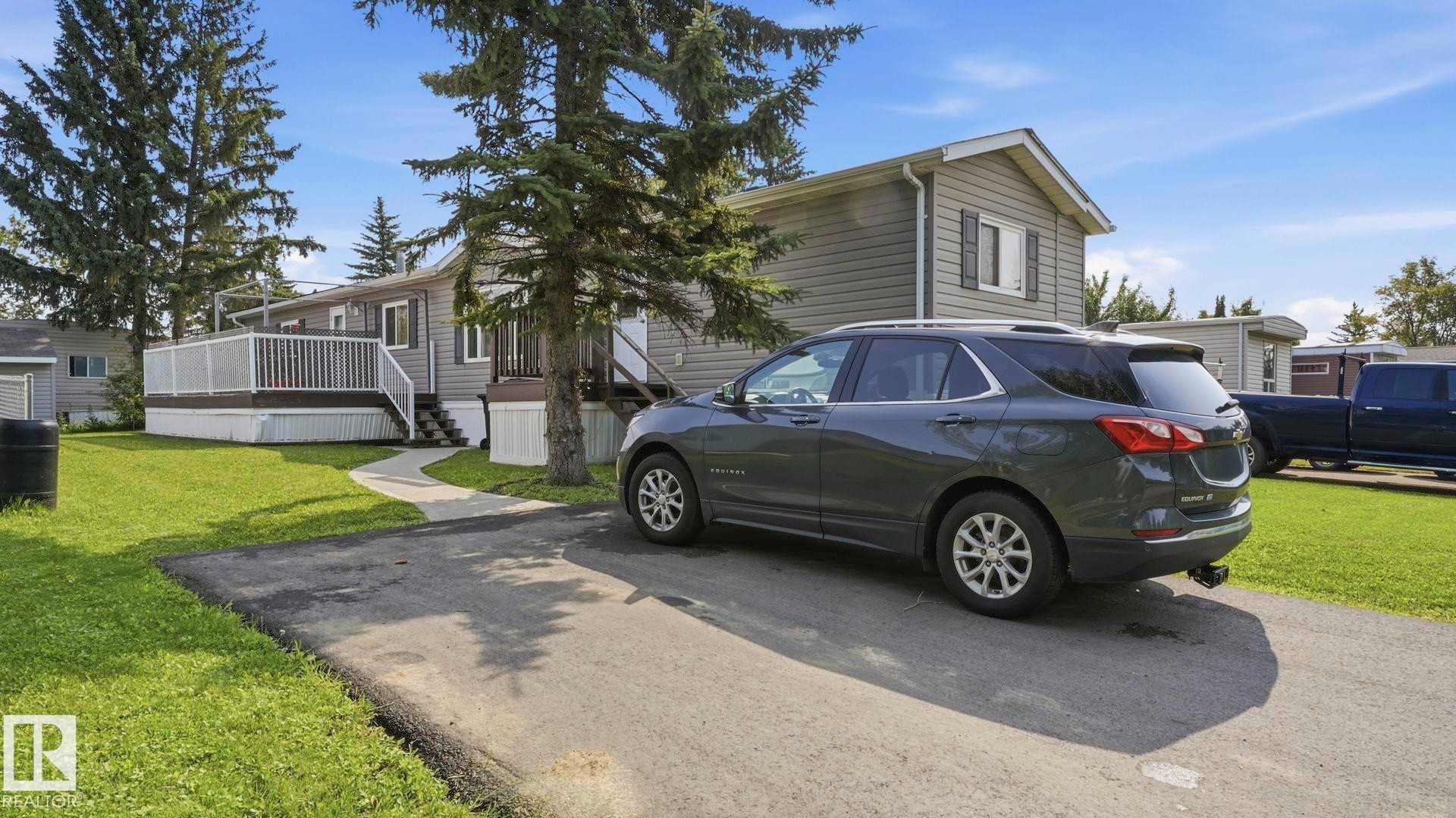 44 Keyhole Crescent Northwest, Edmonton, AB - Outdoor