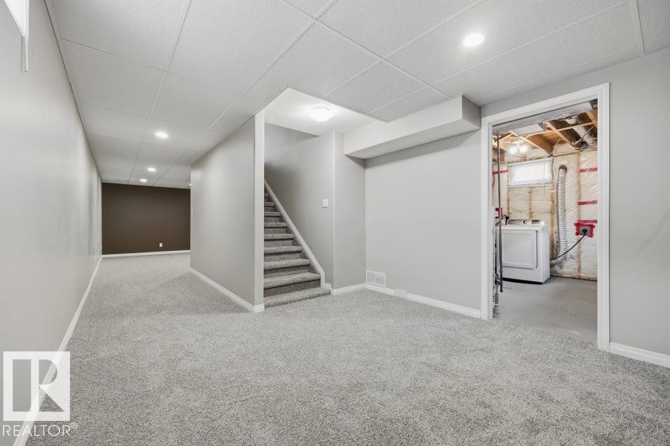 7119 136 Avenue Nw, Edmonton, AB - Indoor Photo Showing Basement