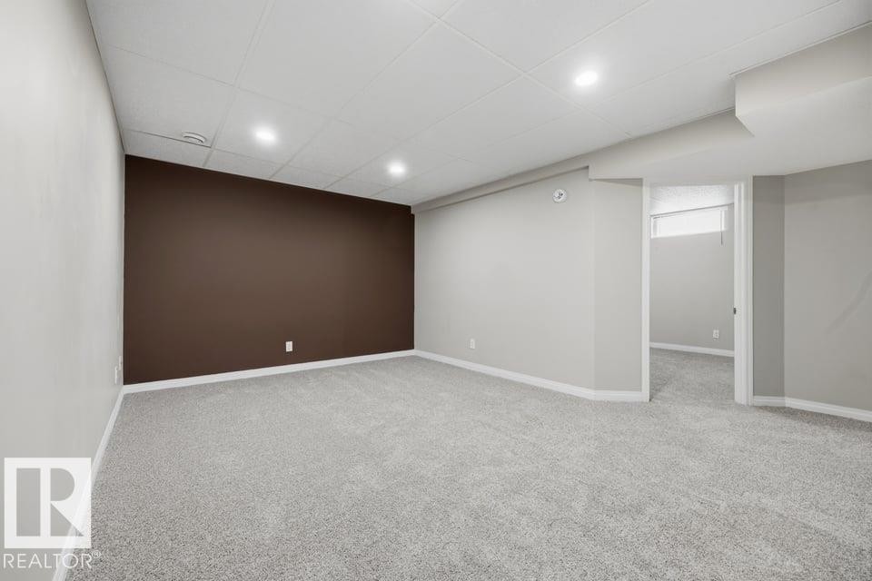 7119 136 Avenue Nw, Edmonton, AB - Indoor Photo Showing Basement