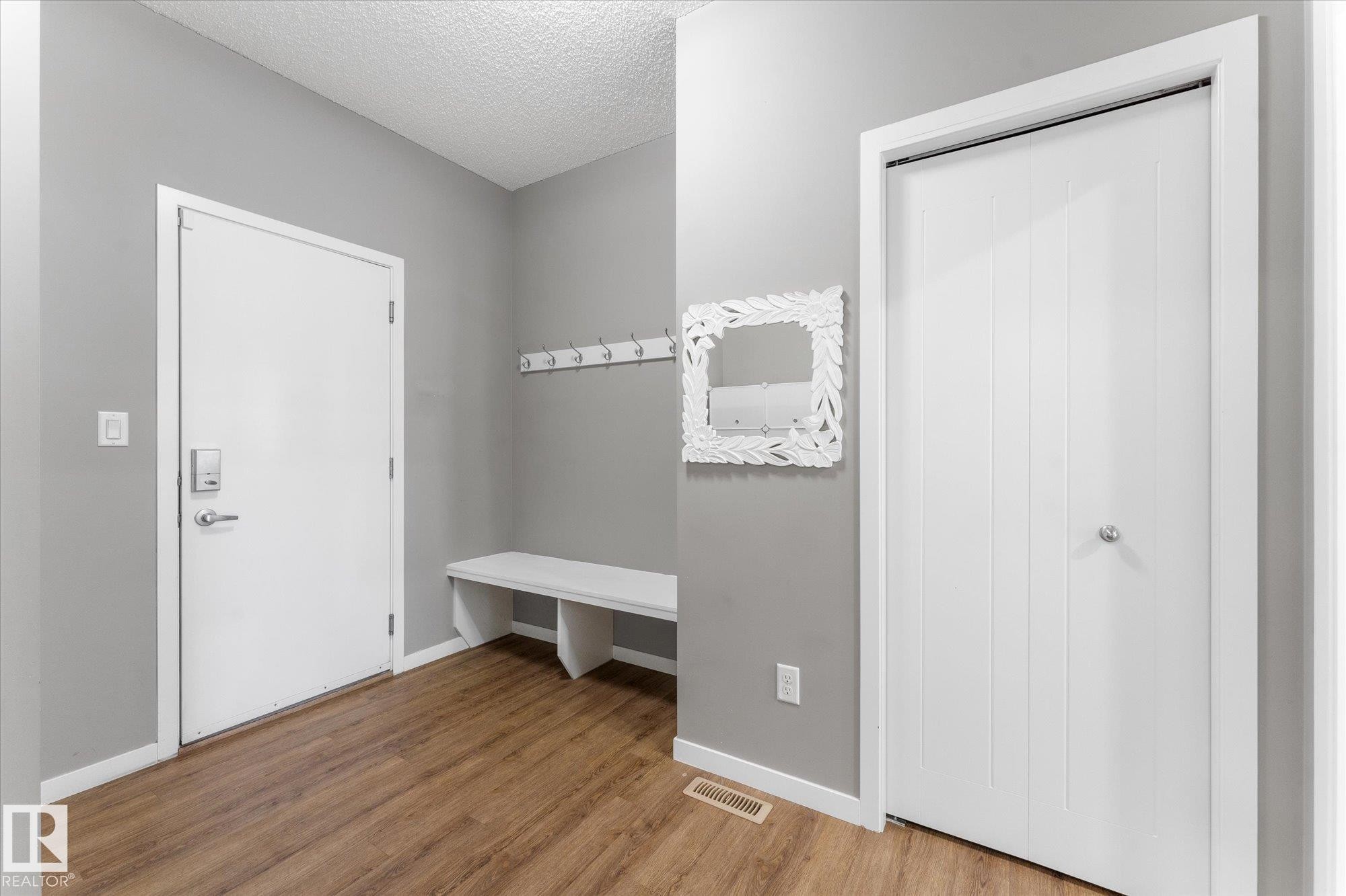 6116 175 Avenue Nw, Edmonton, AB