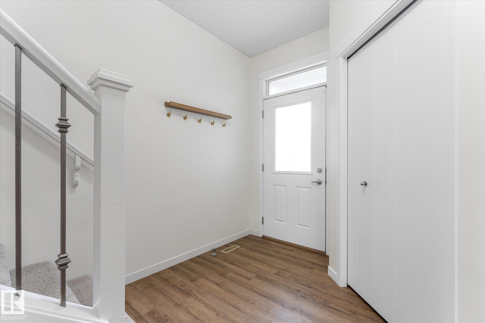 6116 175 Avenue Nw, Edmonton, AB