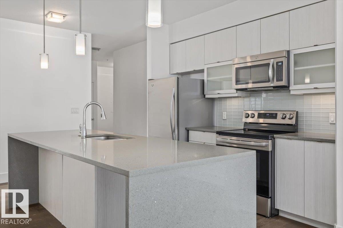 #104 10030 83 Av Nw, Edmonton, AB - Indoor Photo Showing Kitchen With Upgraded Kitchen