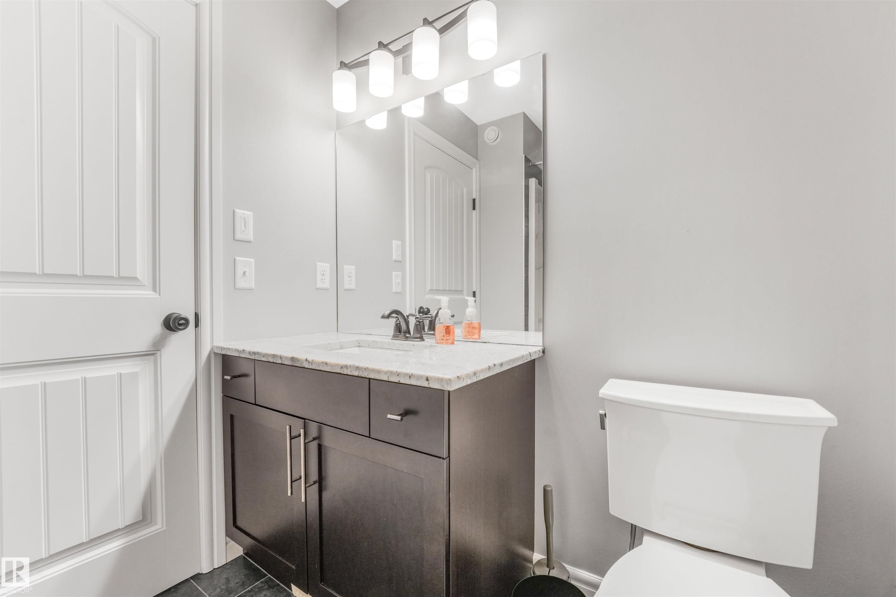 17107 38 Street Nw, Edmonton, AB - Indoor Photo Showing Bathroom