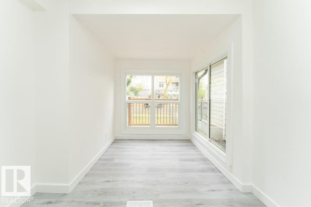 10712 103 Street Nw, Edmonton, AB - Indoor Photo Showing Other Room