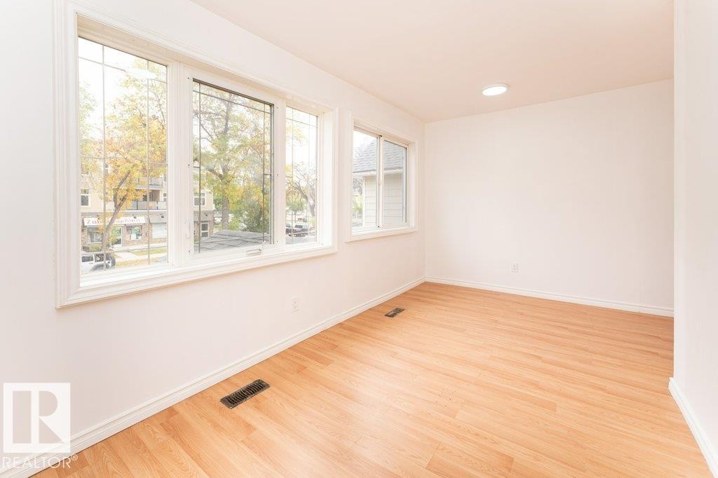 10712 103 Street Nw, Edmonton, AB - Indoor Photo Showing Other Room