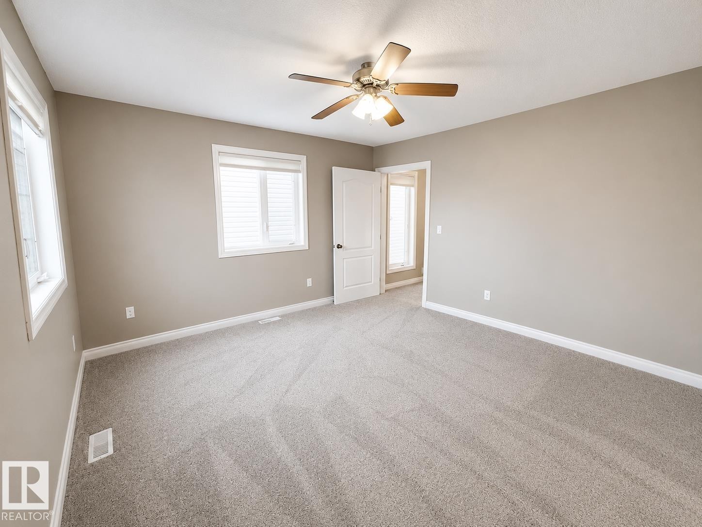 27 Deer Coulee Drive, Didsbury, AB - Indoor Photo Showing Other Room