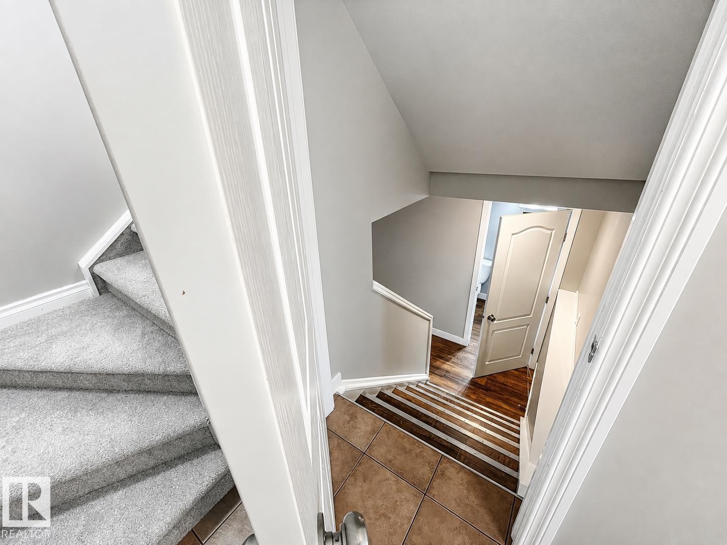 27 Deer Coulee Drive, Didsbury, AB - Indoor Photo Showing Other Room
