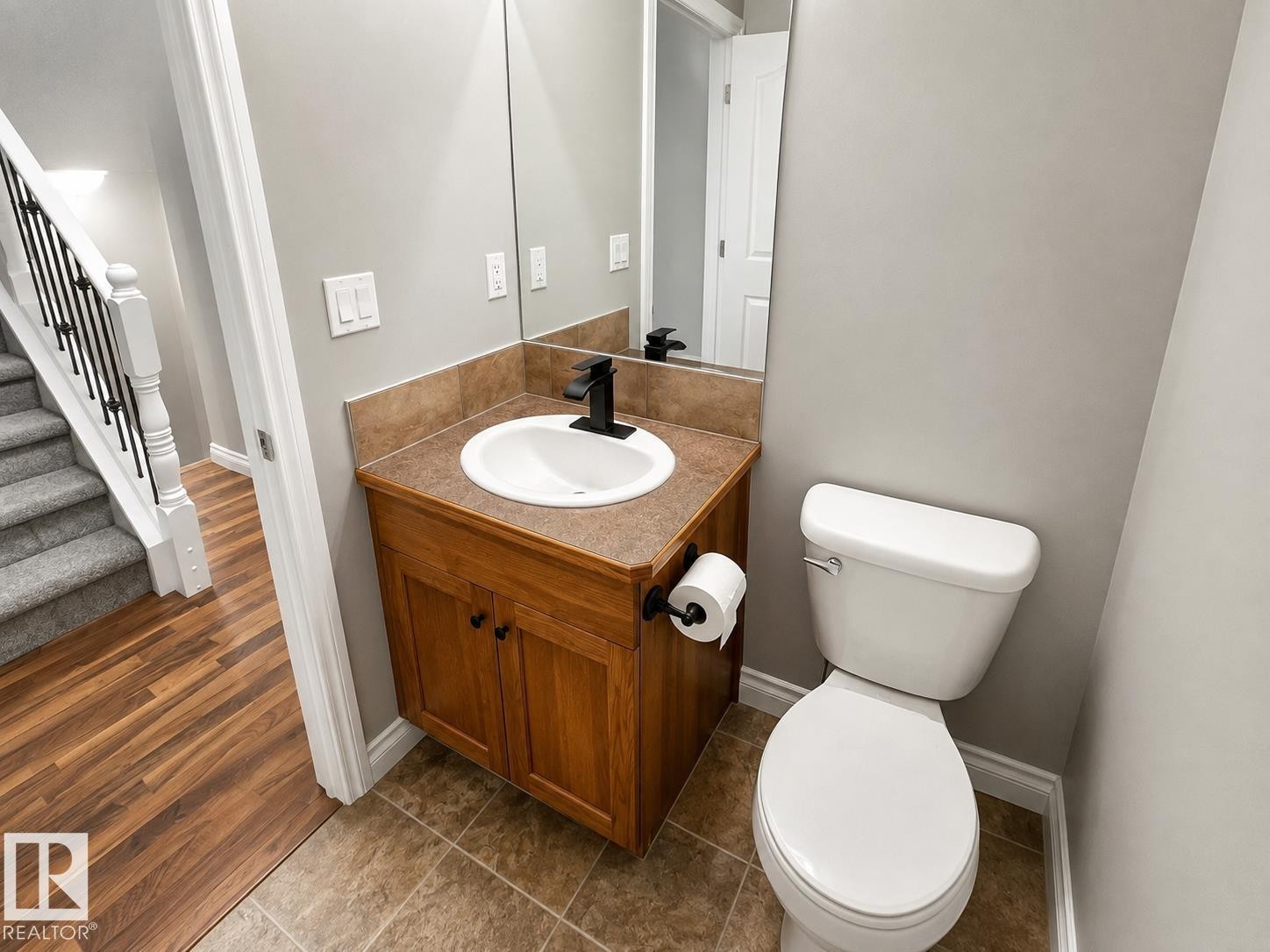 27 Deer Coulee Drive, Didsbury, AB - Indoor Photo Showing Bathroom