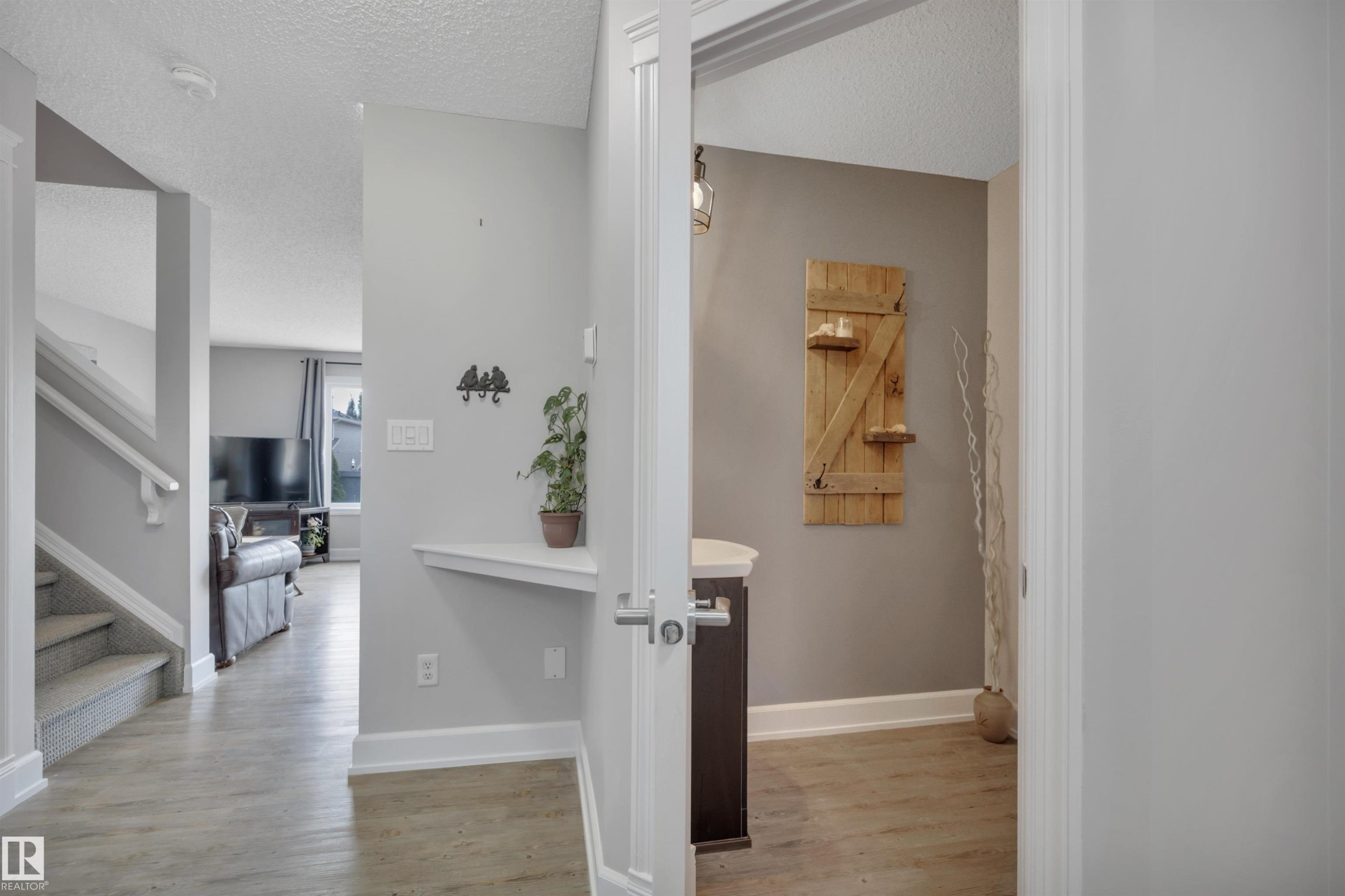#49 5101 Soleil Bv, Beaumont, AB - Indoor Photo Showing Other Room