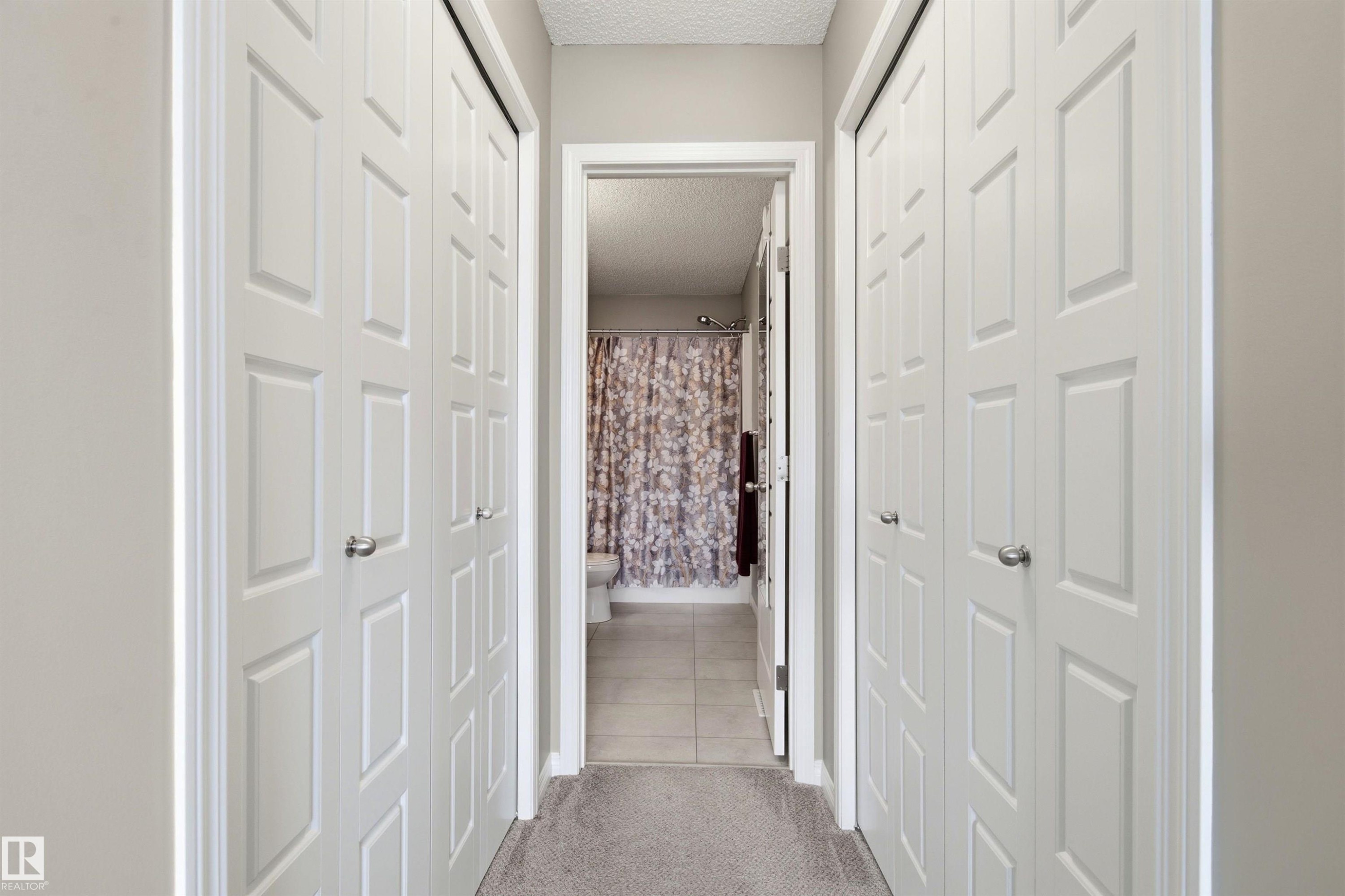 20127 19 Avenue Nw, Edmonton, AB - Indoor Photo Showing Other Room
