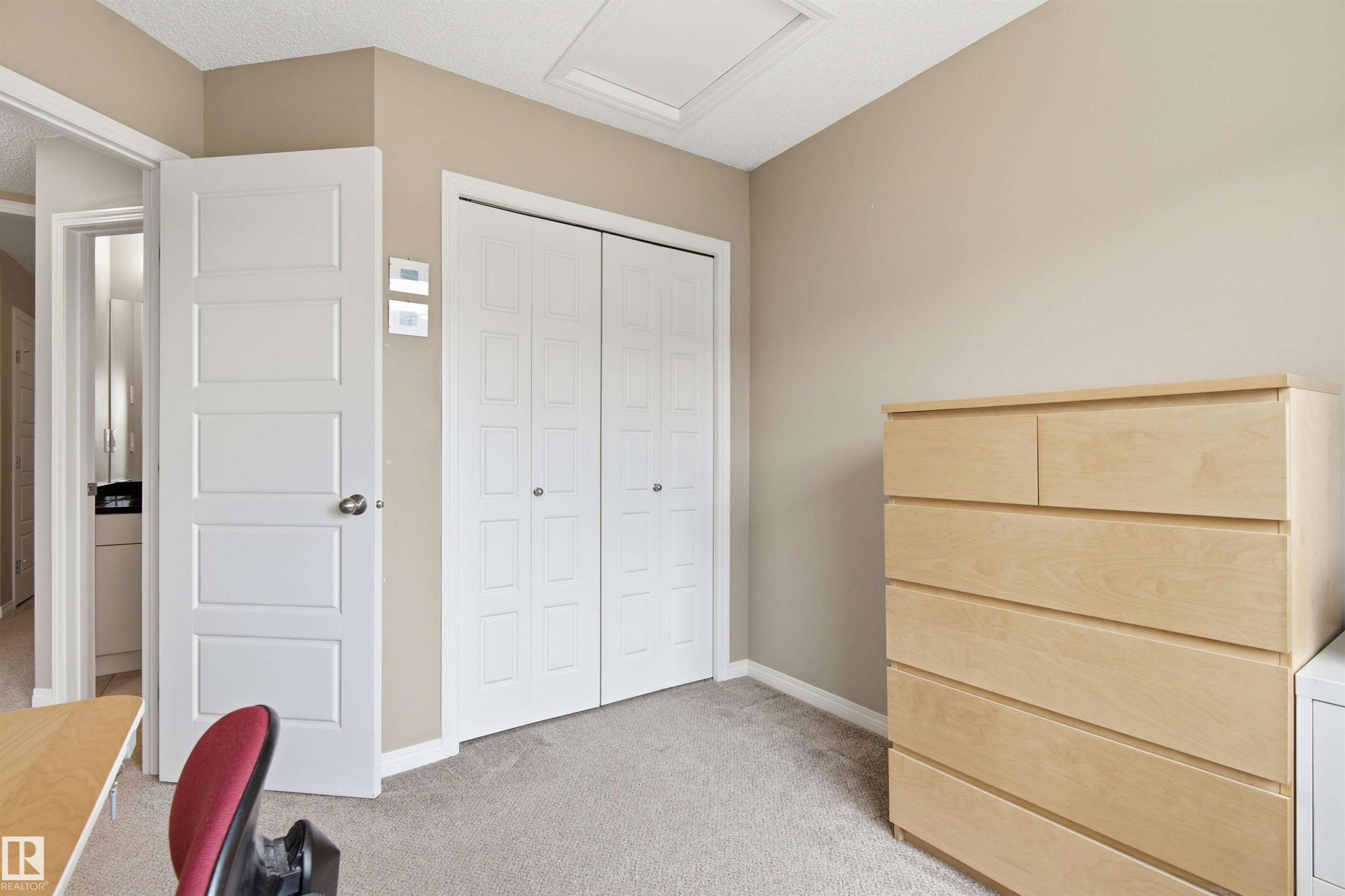 20127 19 Avenue Nw, Edmonton, AB - Indoor