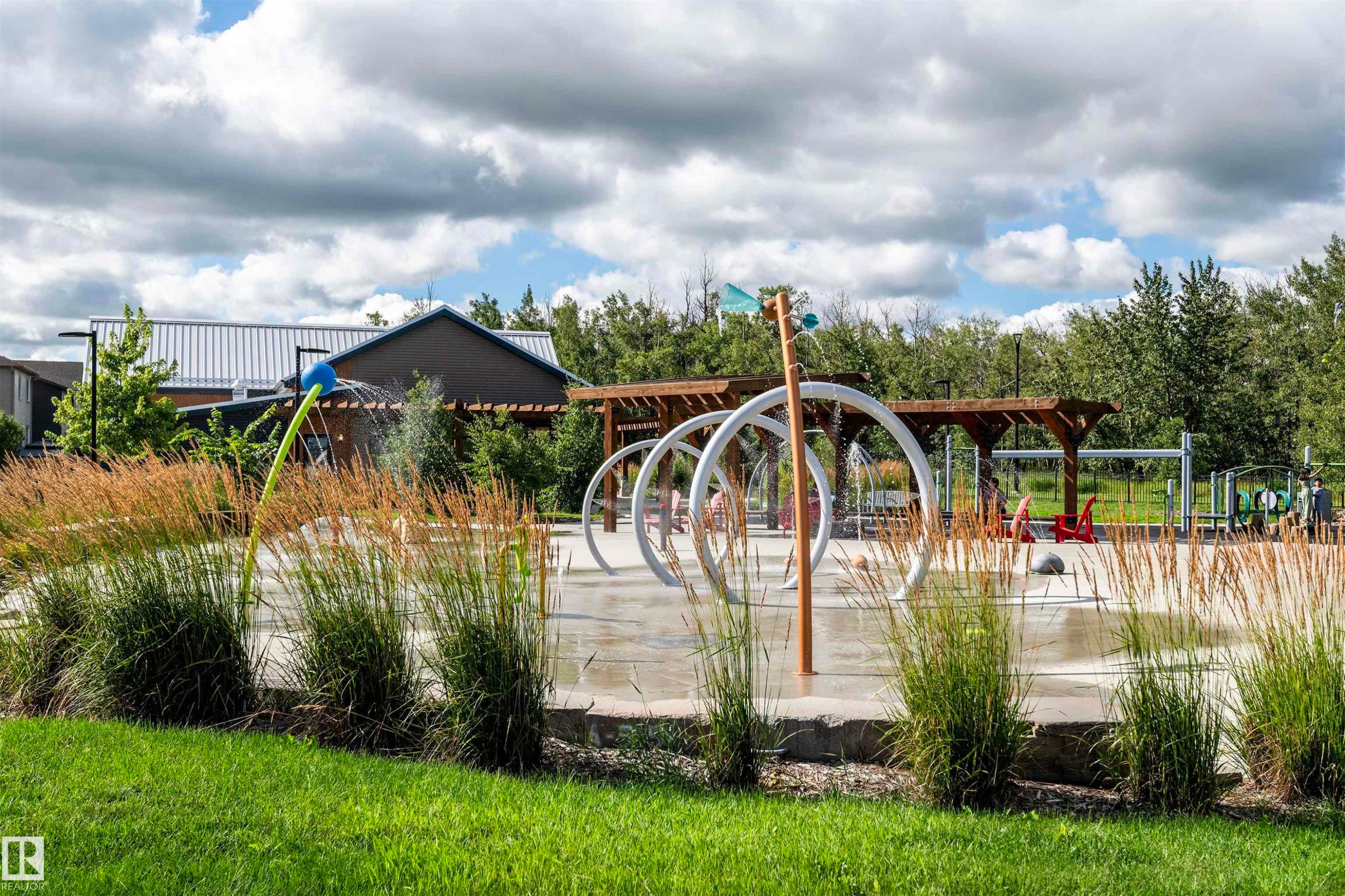 20127 19 Avenue Nw, Edmonton, AB - Outdoor