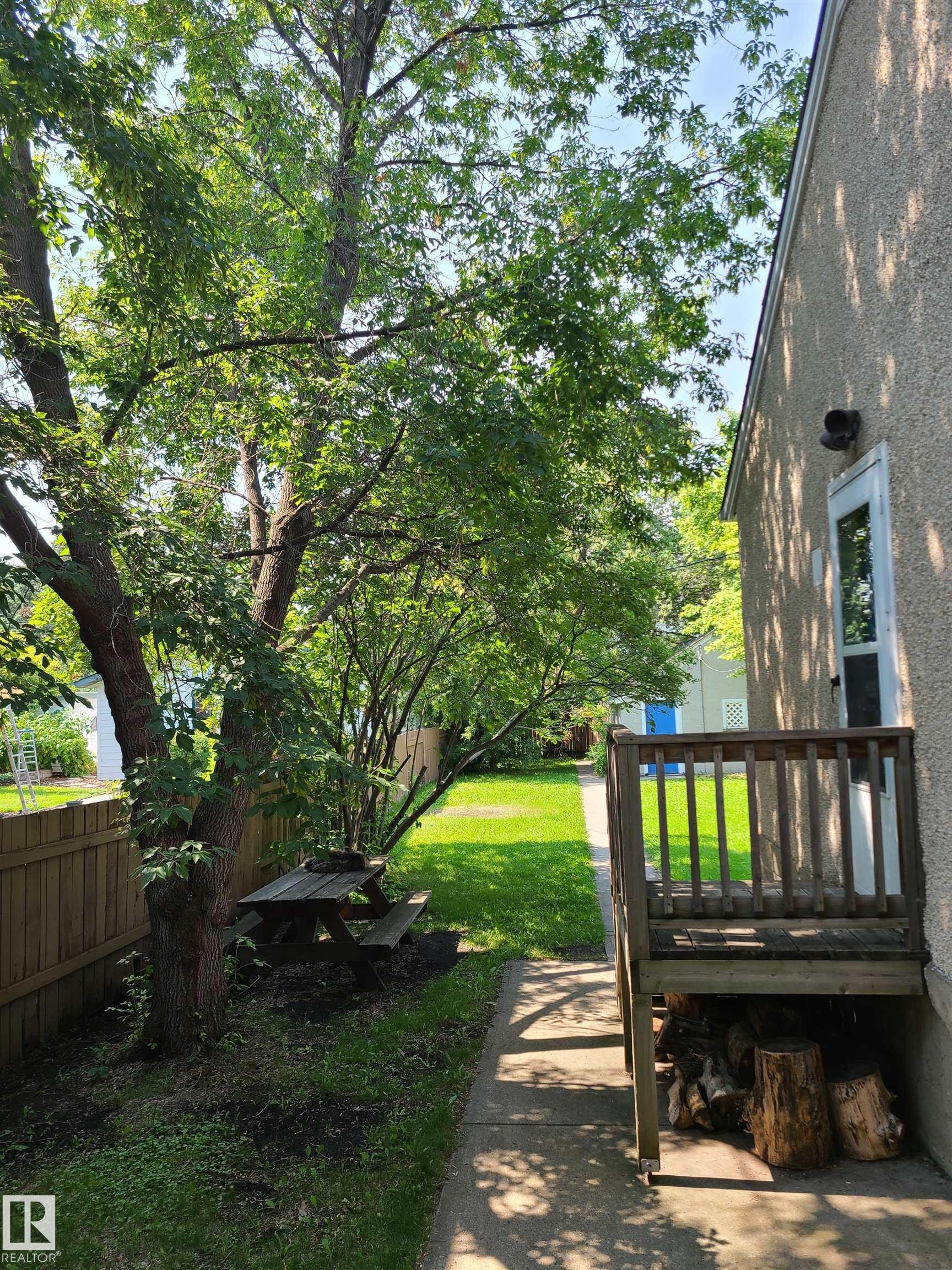 6326 109A Street Nw, Edmonton, AB - Outdoor