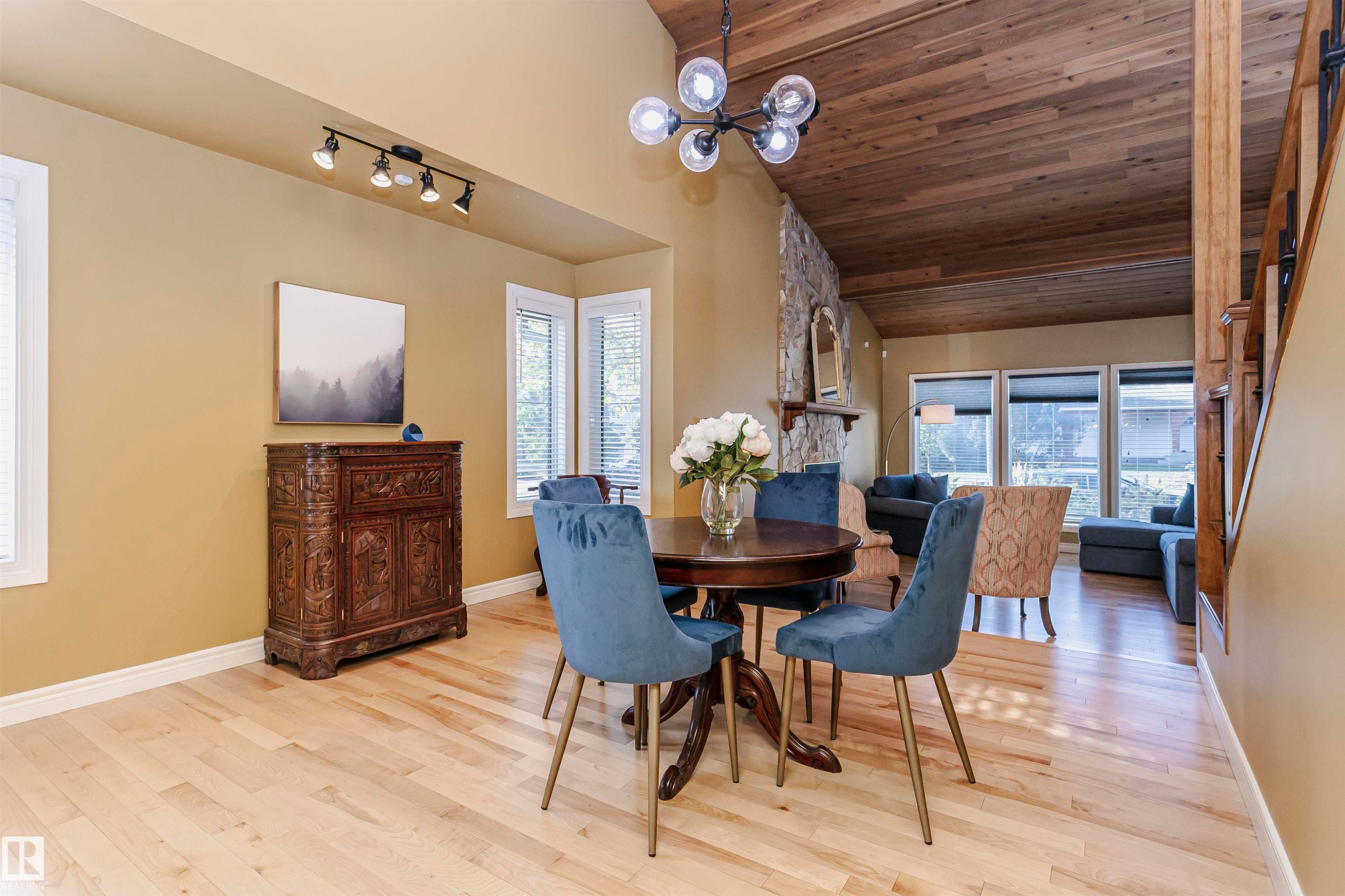 15104 42 Avenue Nw, Edmonton, AB