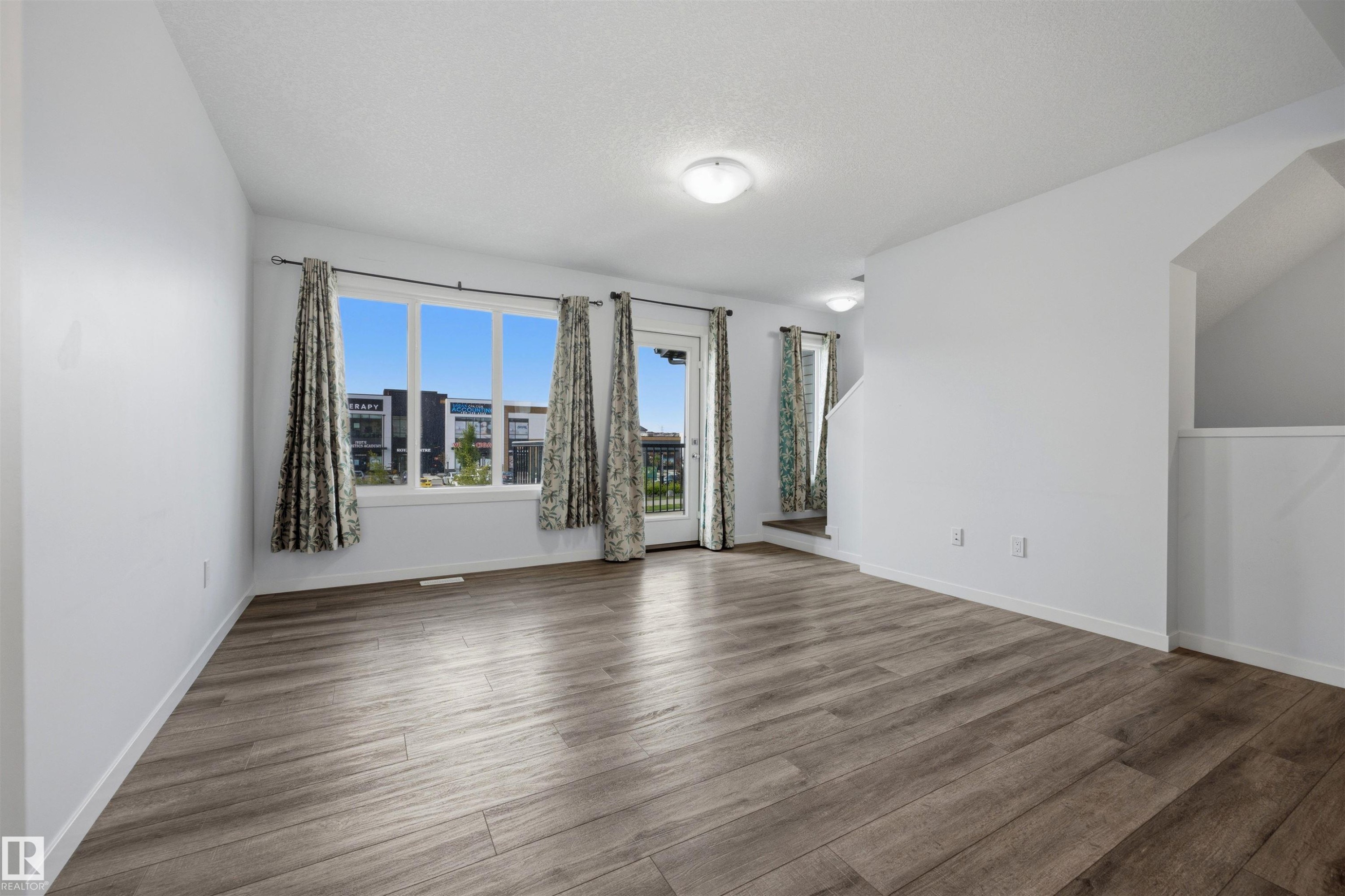 1246 Aster Boulevard Nw, Edmonton, AB - Indoor