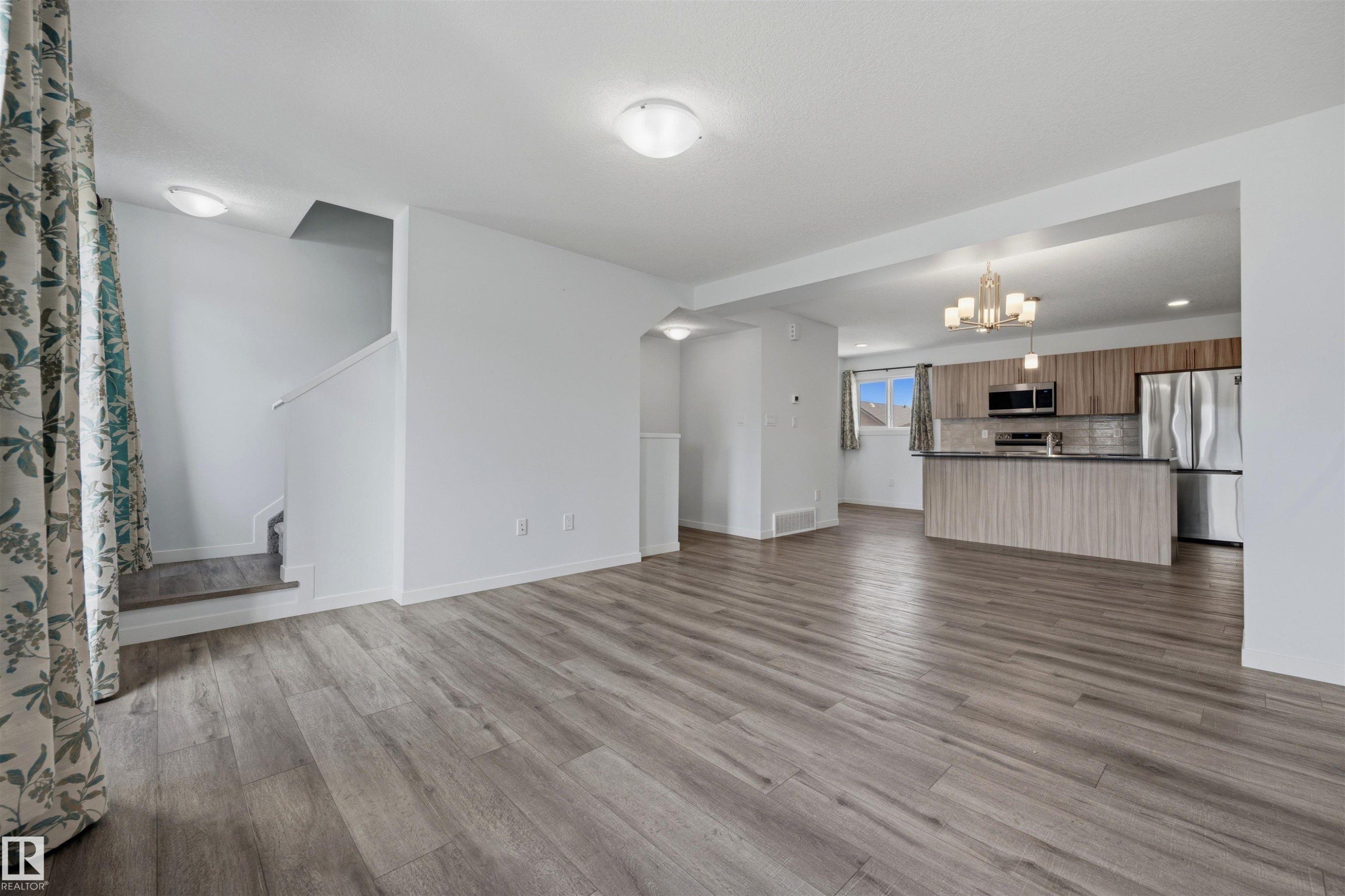 1246 Aster Boulevard Nw, Edmonton, AB - Indoor