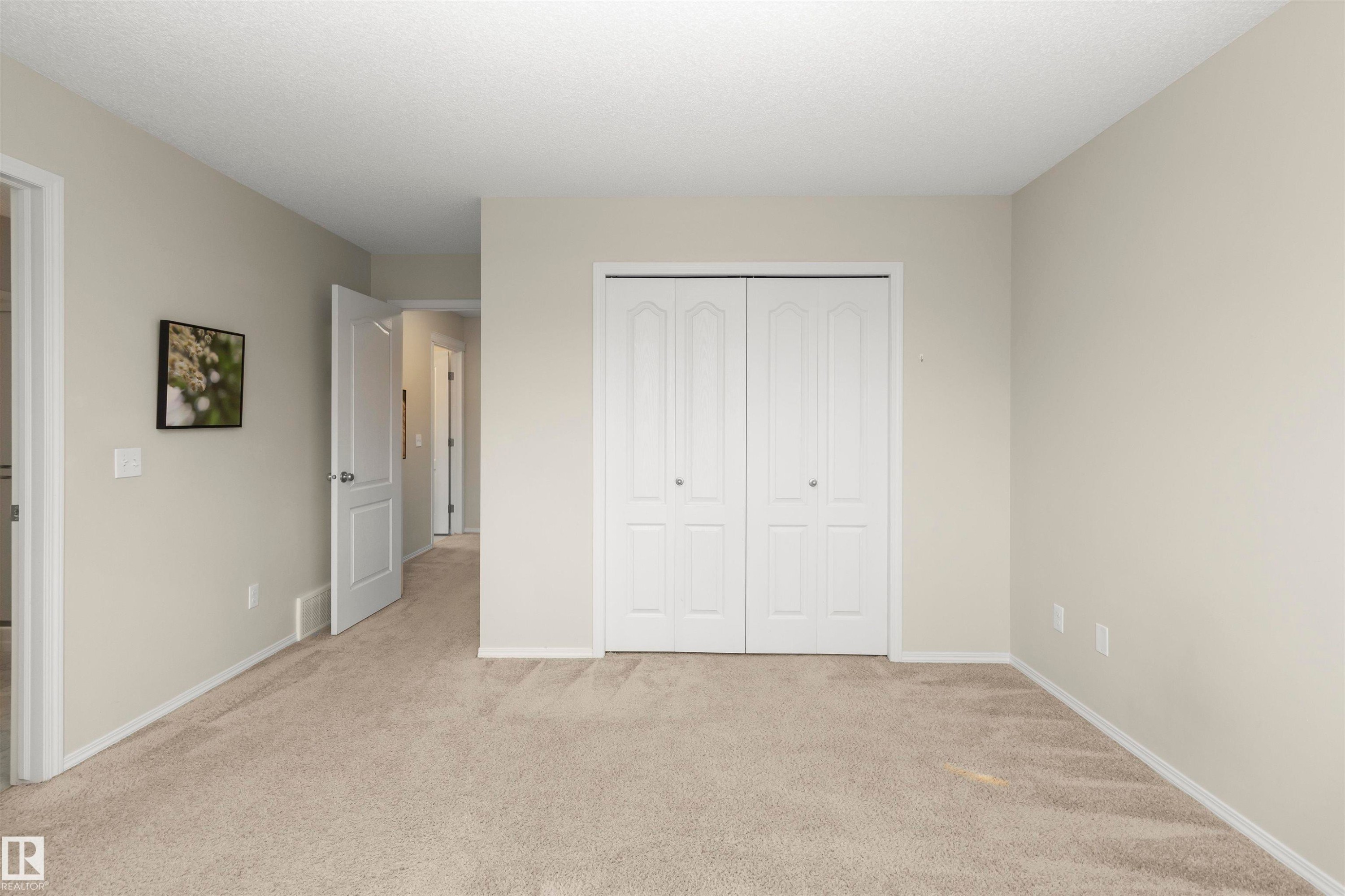 17205 73 Street Nw, Edmonton, AB - Indoor