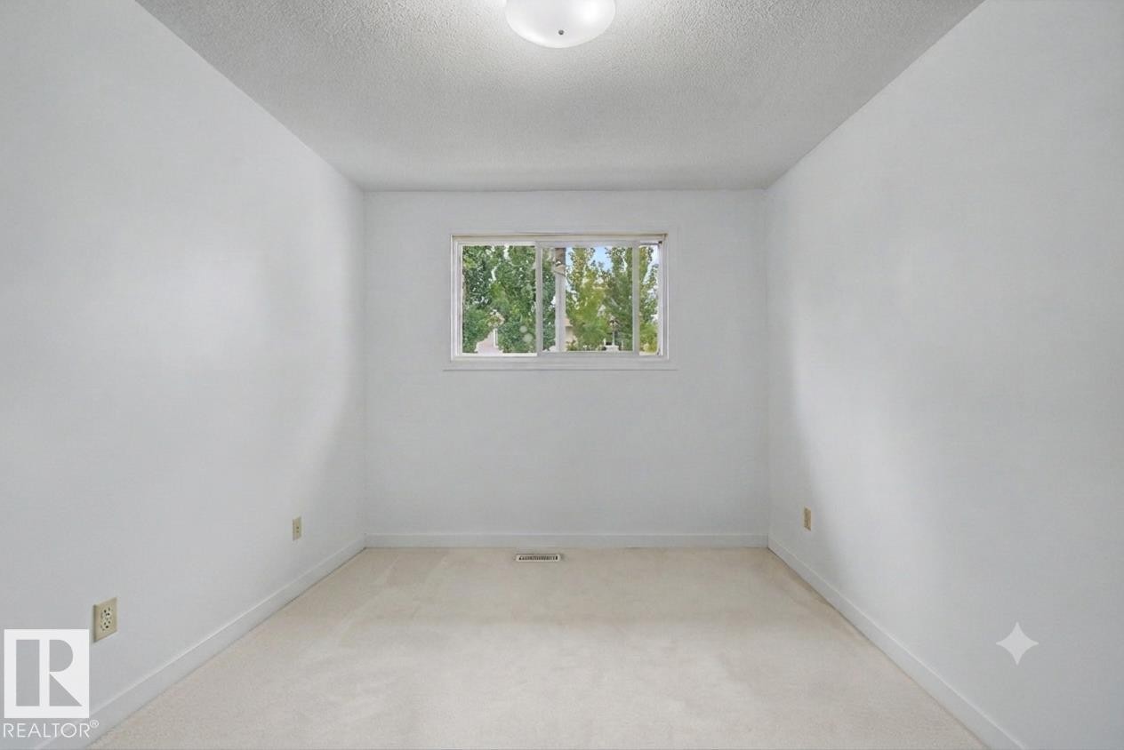 14541 121 Street Nw, Edmonton, AB - Indoor Photo Showing Other Room