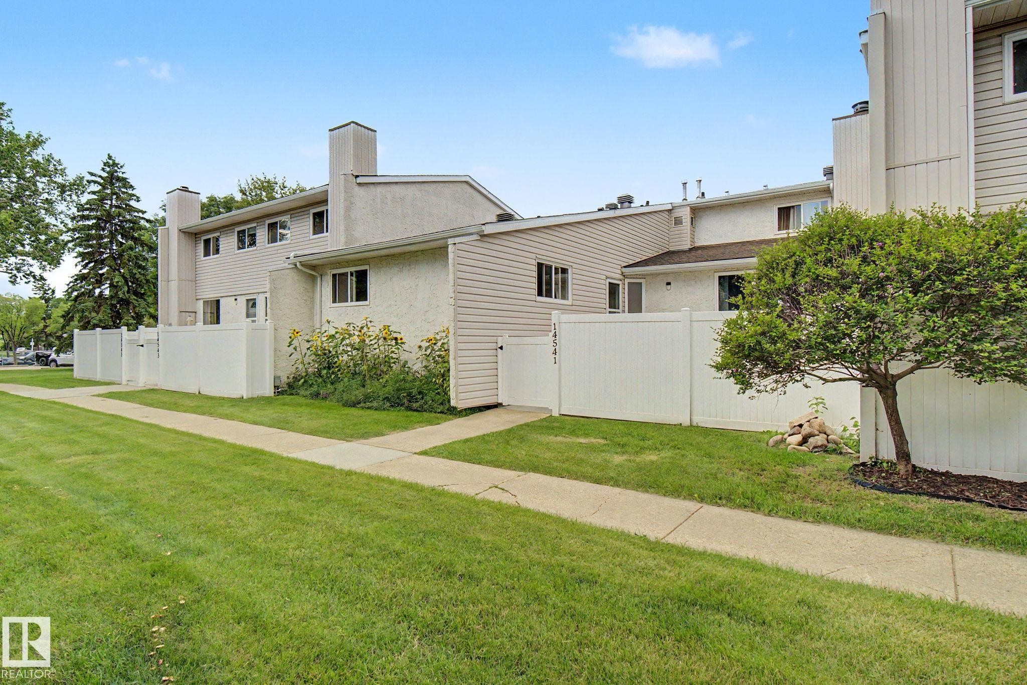 14541 121 Street Nw, Edmonton, AB - Outdoor