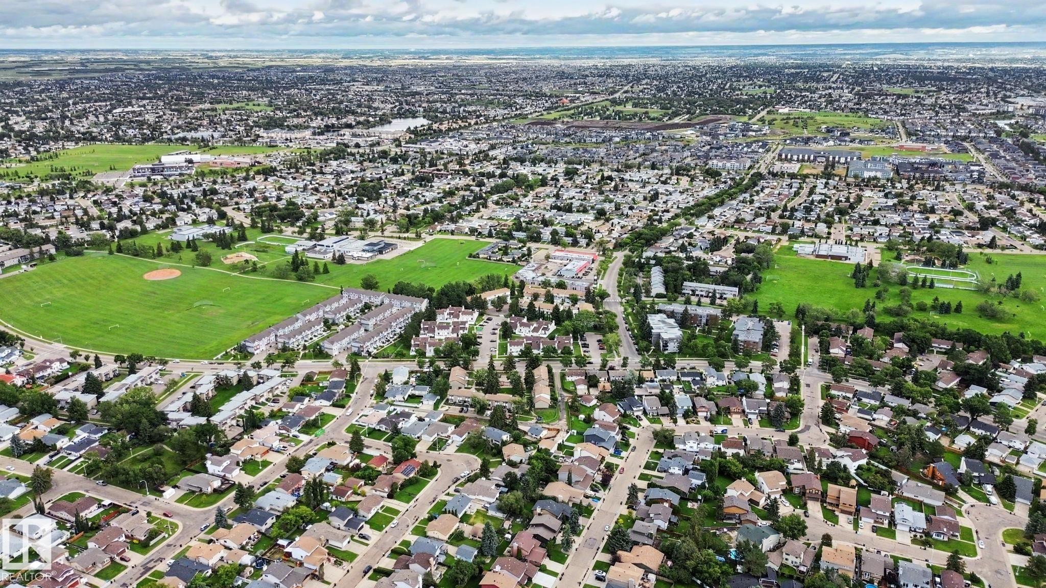14541 121 Street Nw, Edmonton, AB - Outdoor With View