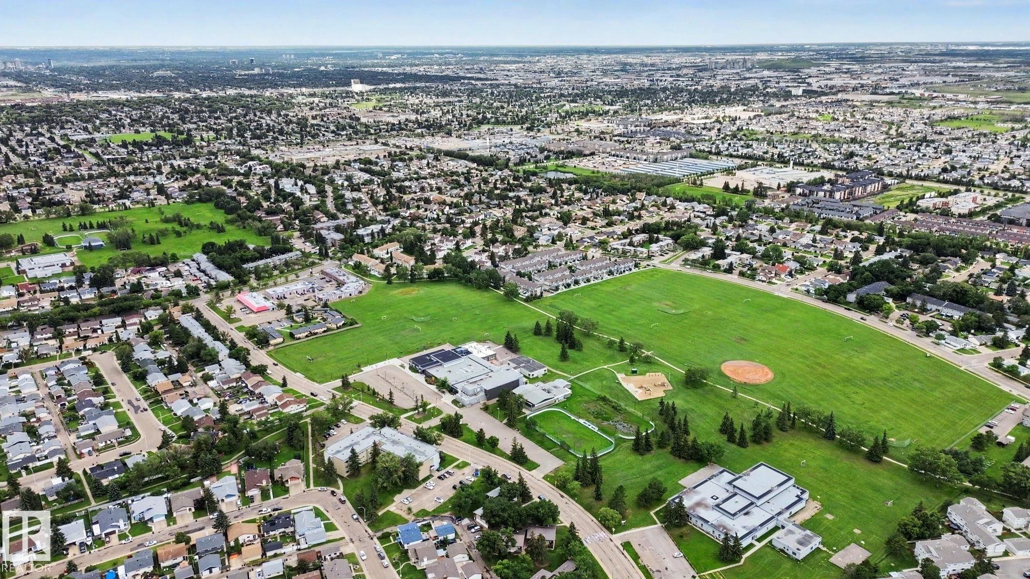 14541 121 Street Nw, Edmonton, AB - Outdoor With View
