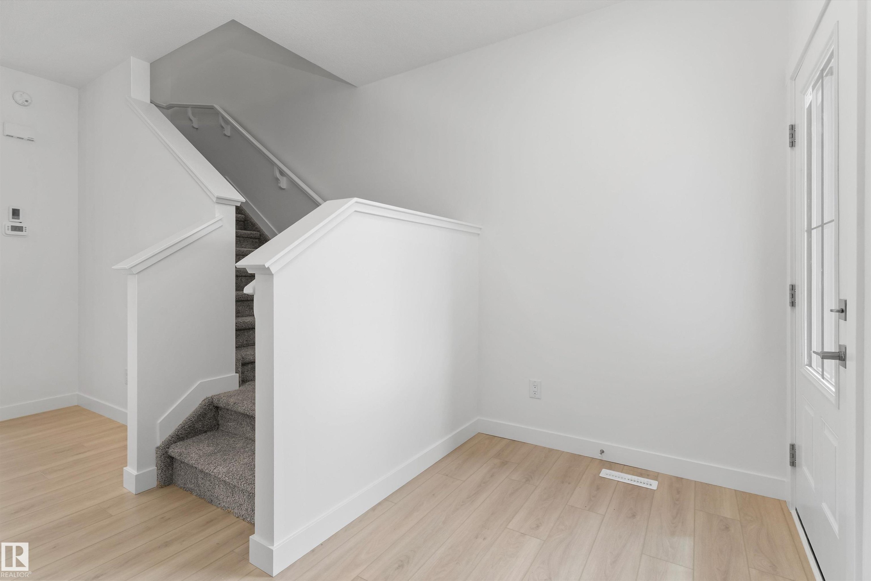 2033 Callihoo Link Sw, Edmonton, AB - Indoor Photo Showing Other Room