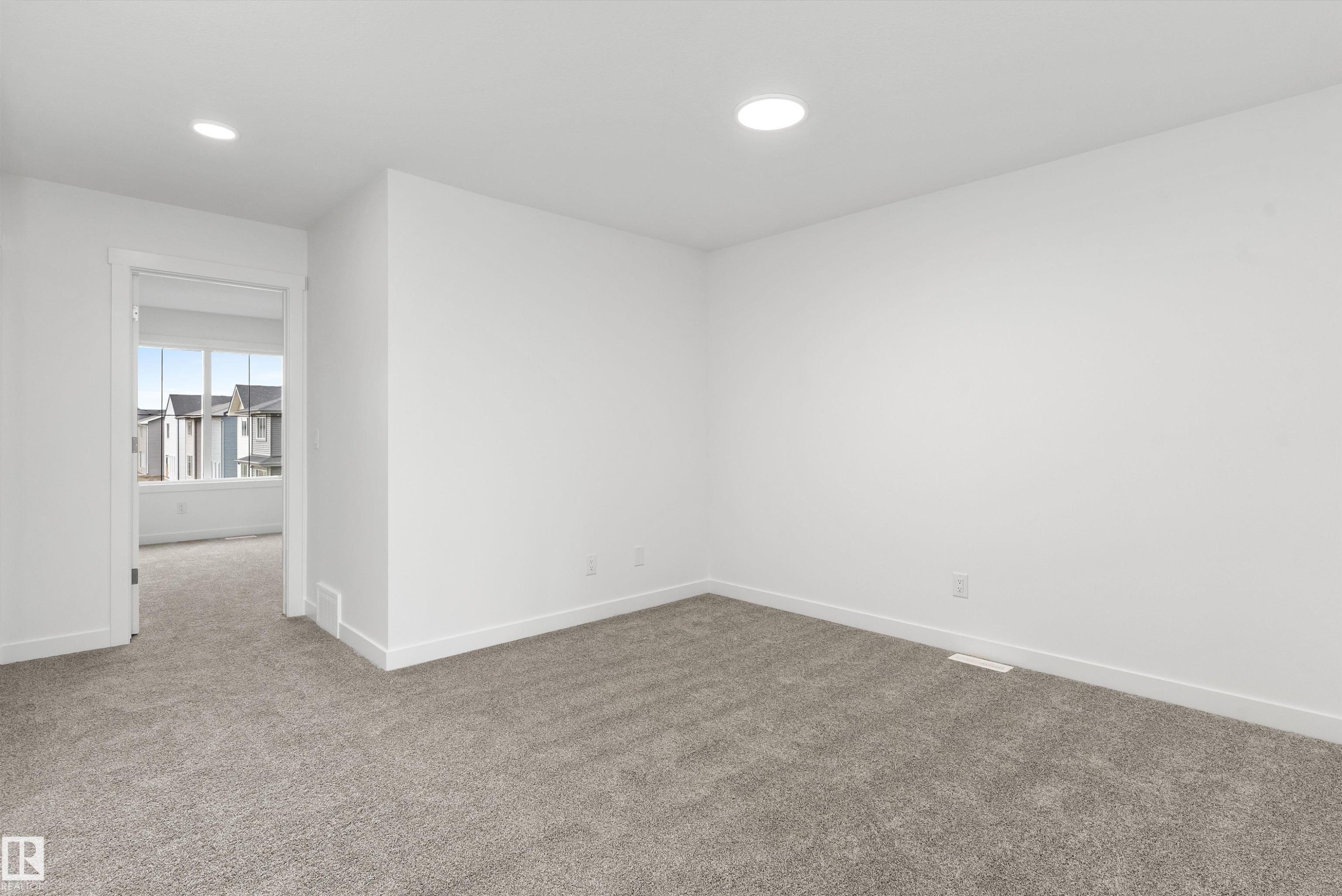 2033 Callihoo Link Sw, Edmonton, AB - Indoor Photo Showing Other Room