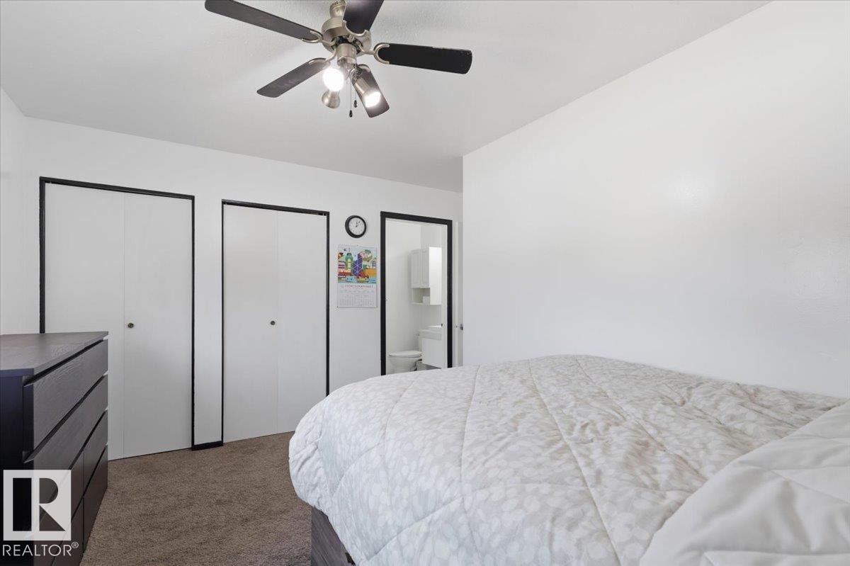 242 Northmount Drive, Wetaskiwin, AB - Indoor Photo Showing Bedroom