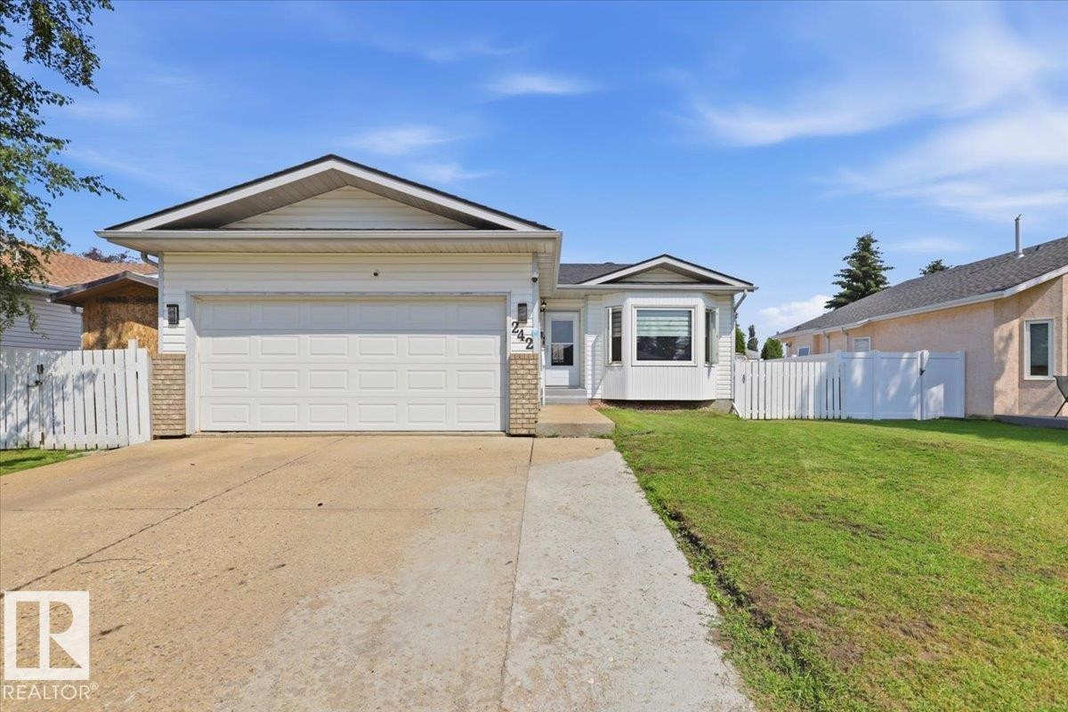 242 Northmount Drive, Wetaskiwin, AB - Outdoor