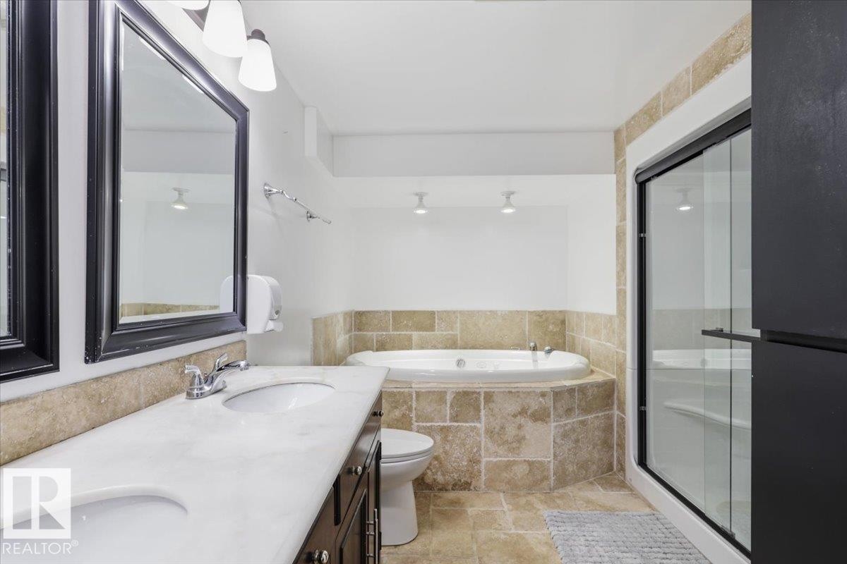 242 Northmount Drive, Wetaskiwin, AB - Indoor Photo Showing Bathroom