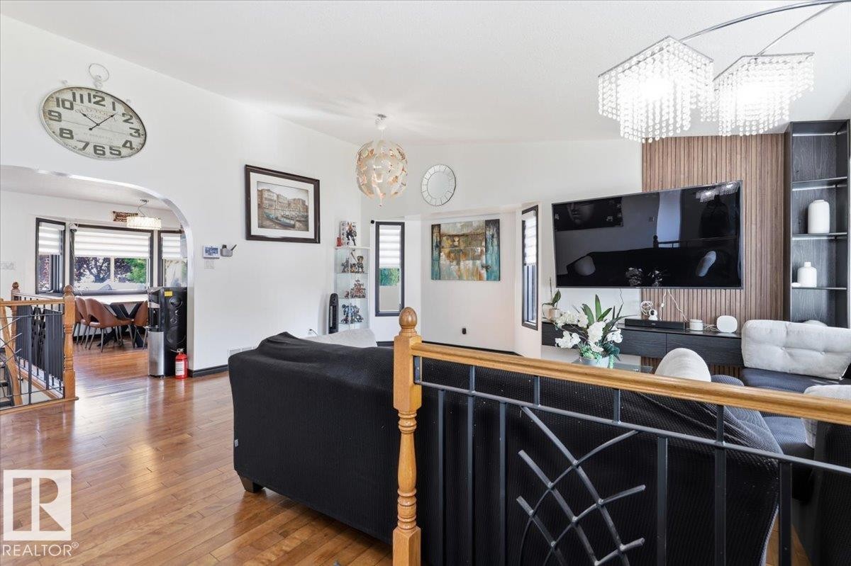 242 Northmount Drive, Wetaskiwin, AB - Indoor