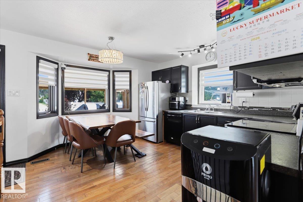242 Northmount Drive, Wetaskiwin, AB - Indoor