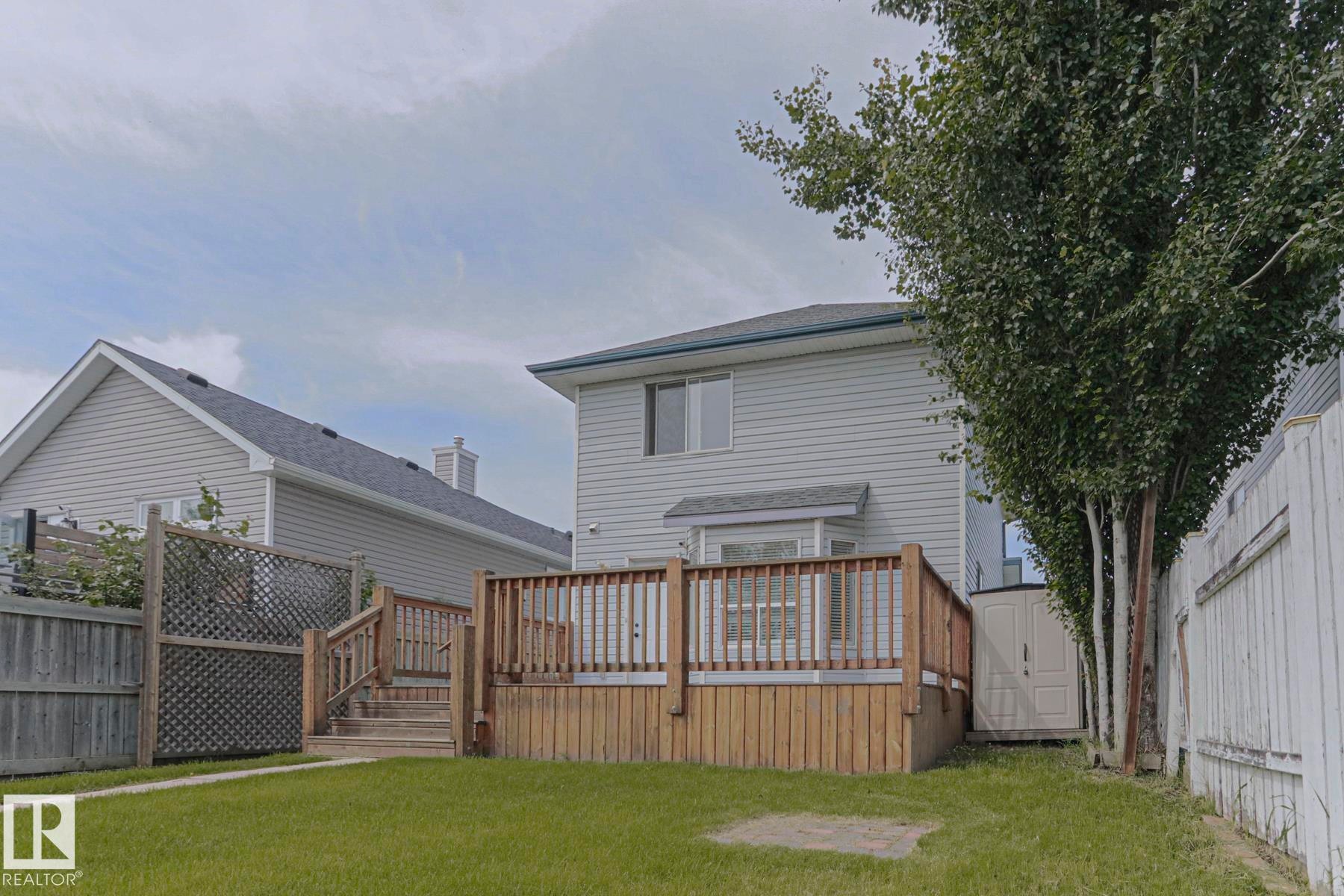 4 Landsdowne Drive, Spruce Grove, AB - Outdoor With Deck Patio Veranda With Exterior