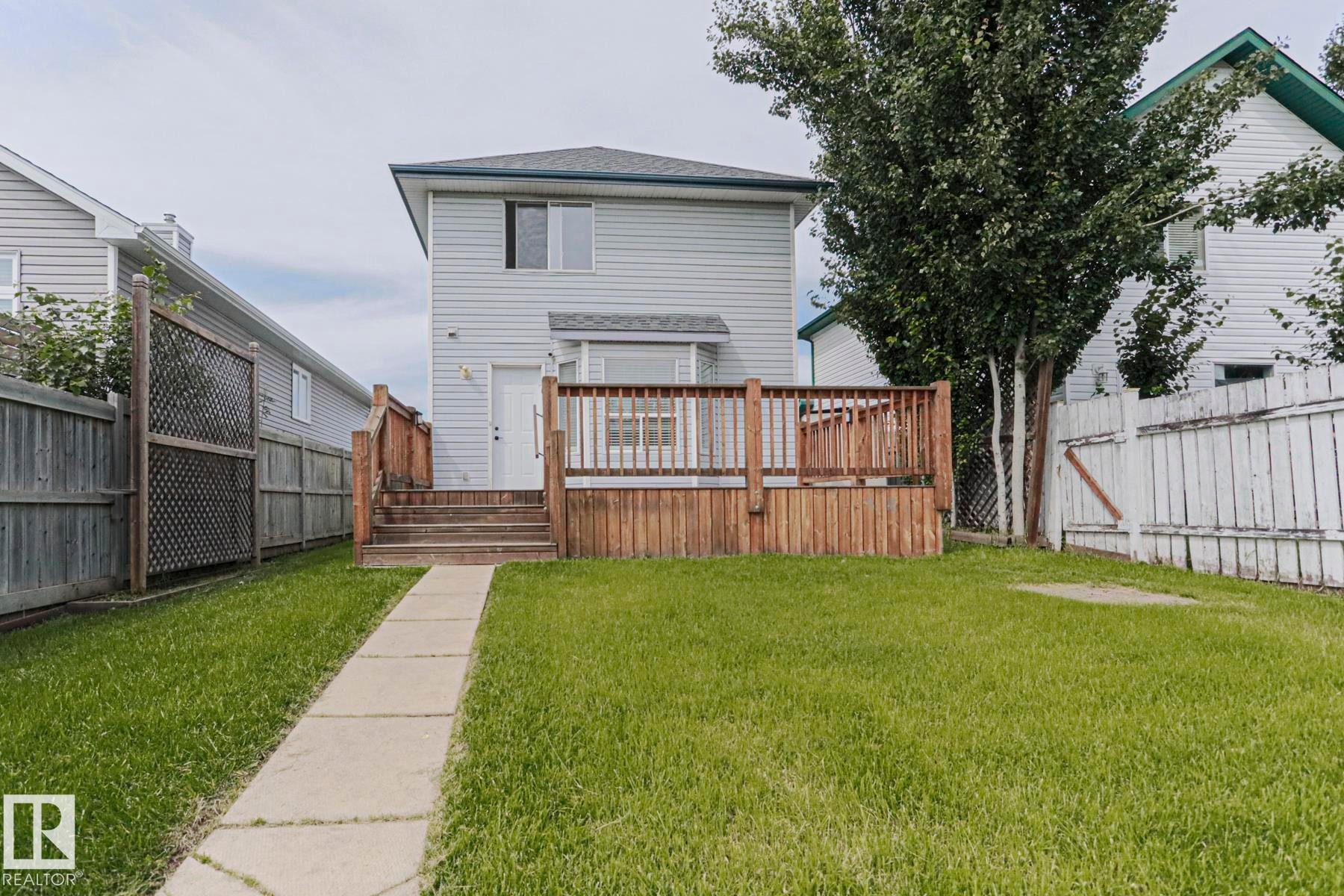 4 Landsdowne Drive, Spruce Grove, AB - Outdoor With Deck Patio Veranda