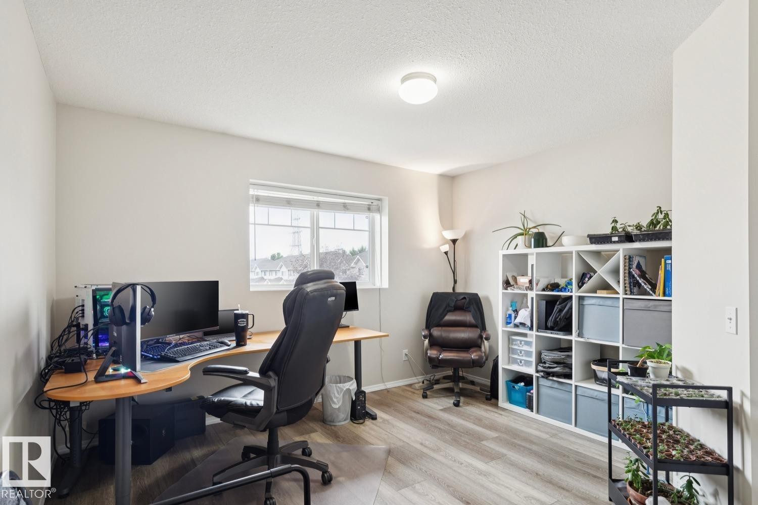 #22 230 Edwards Dr Sw, Edmonton, AB - Indoor Photo Showing Office