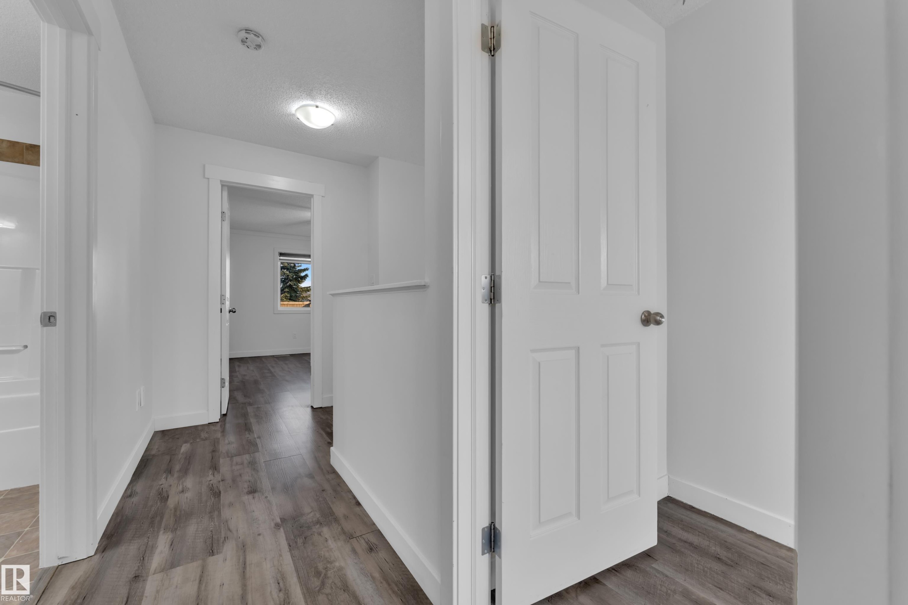 73 Hartwick Loop, Spruce Grove, AB - Indoor Photo Showing Other Room