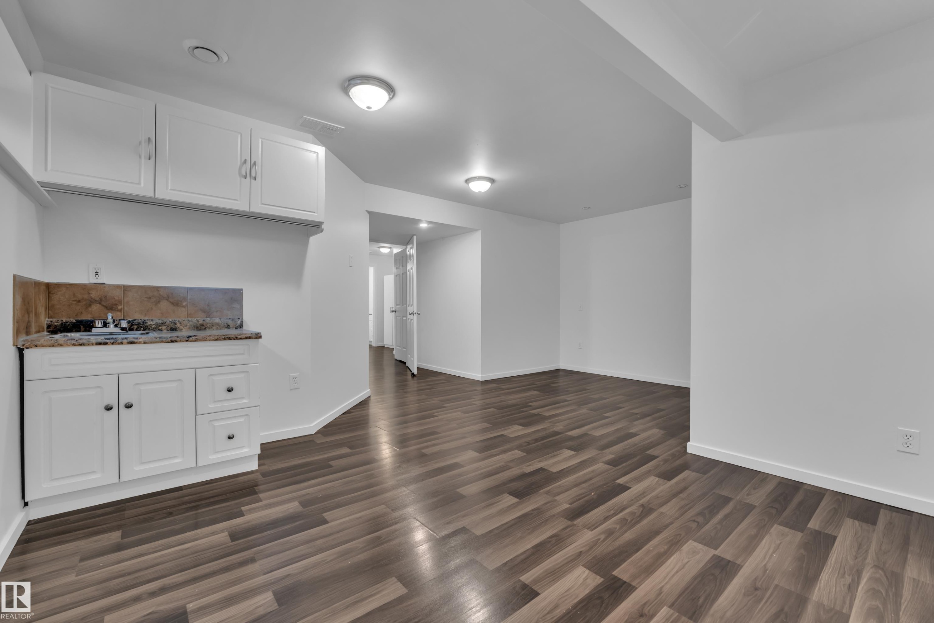 73 Hartwick Loop, Spruce Grove, AB - Indoor Photo Showing Other Room