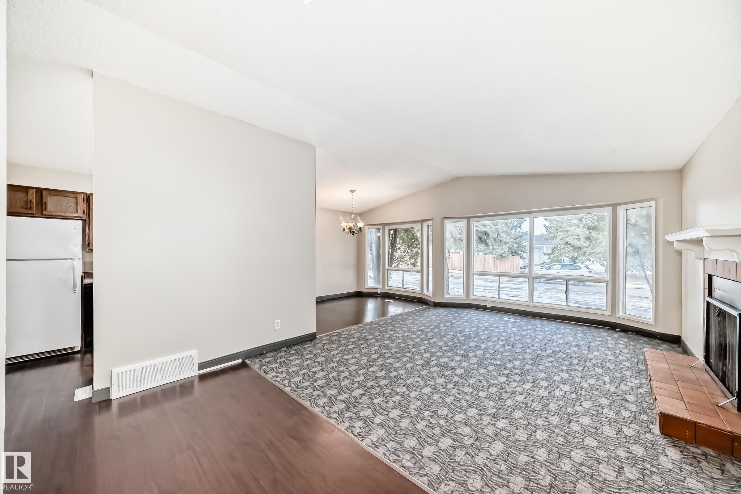 8516 190 Street Nw, Edmonton, AB