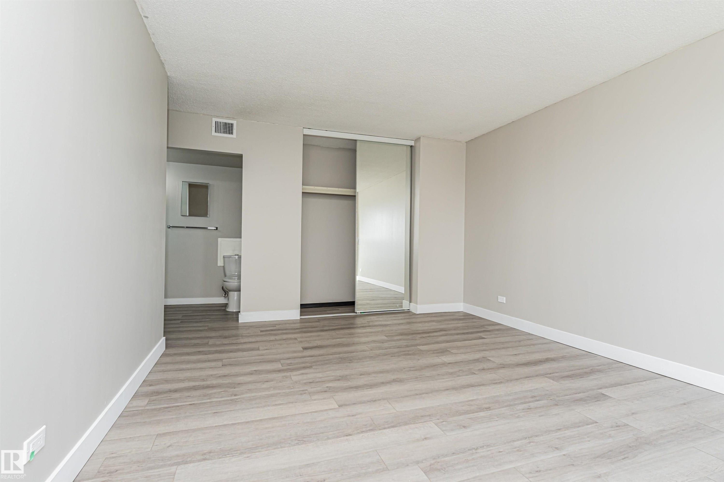 #1806 12303 Jasper Av Nw, Edmonton, AB - Indoor Photo Showing Other Room