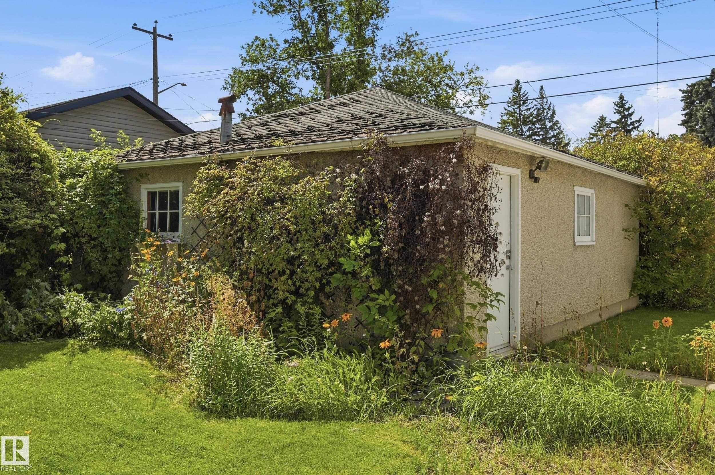 11518 101 Street Nw, Edmonton, AB - Outdoor
