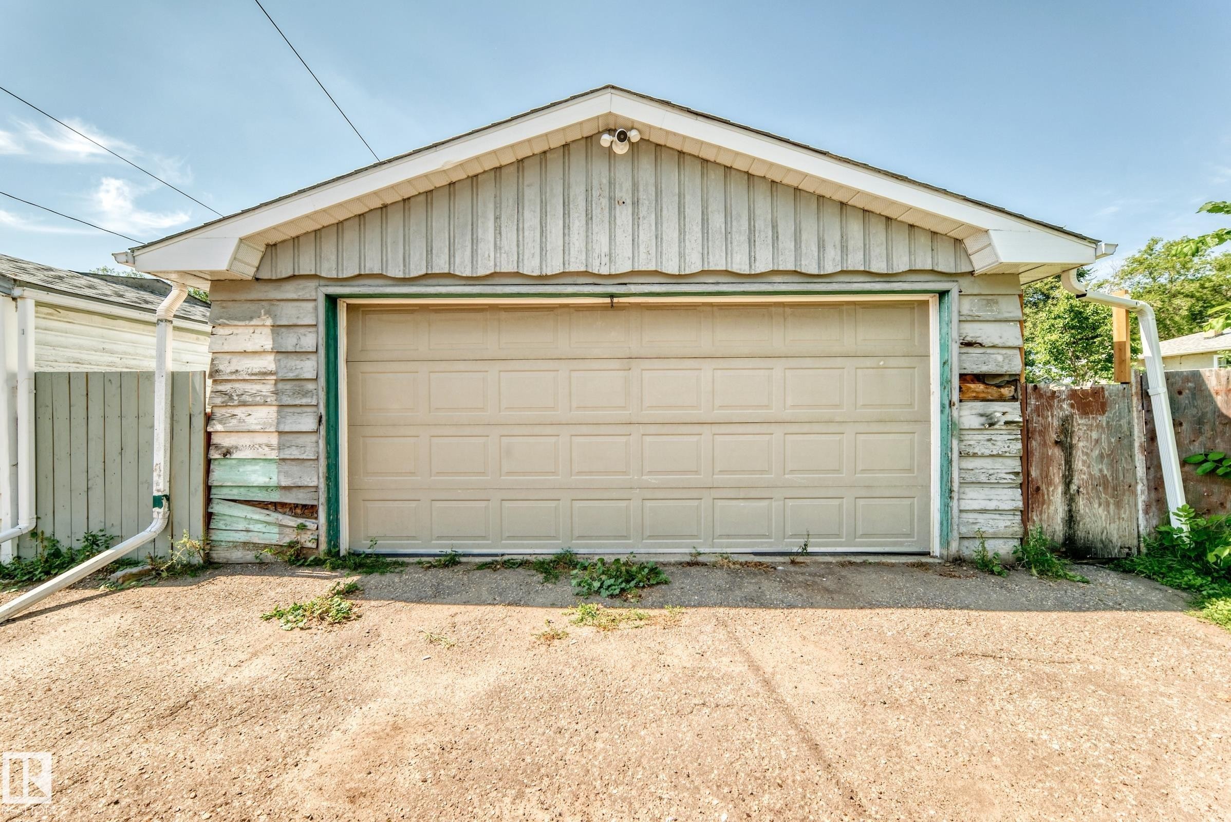 12253 94 Street Nw, Edmonton, AB - Outdoor
