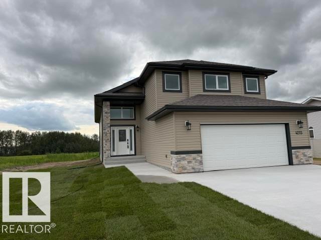 4215 55 Avenue, Lamont, AB - Outdoor With Facade