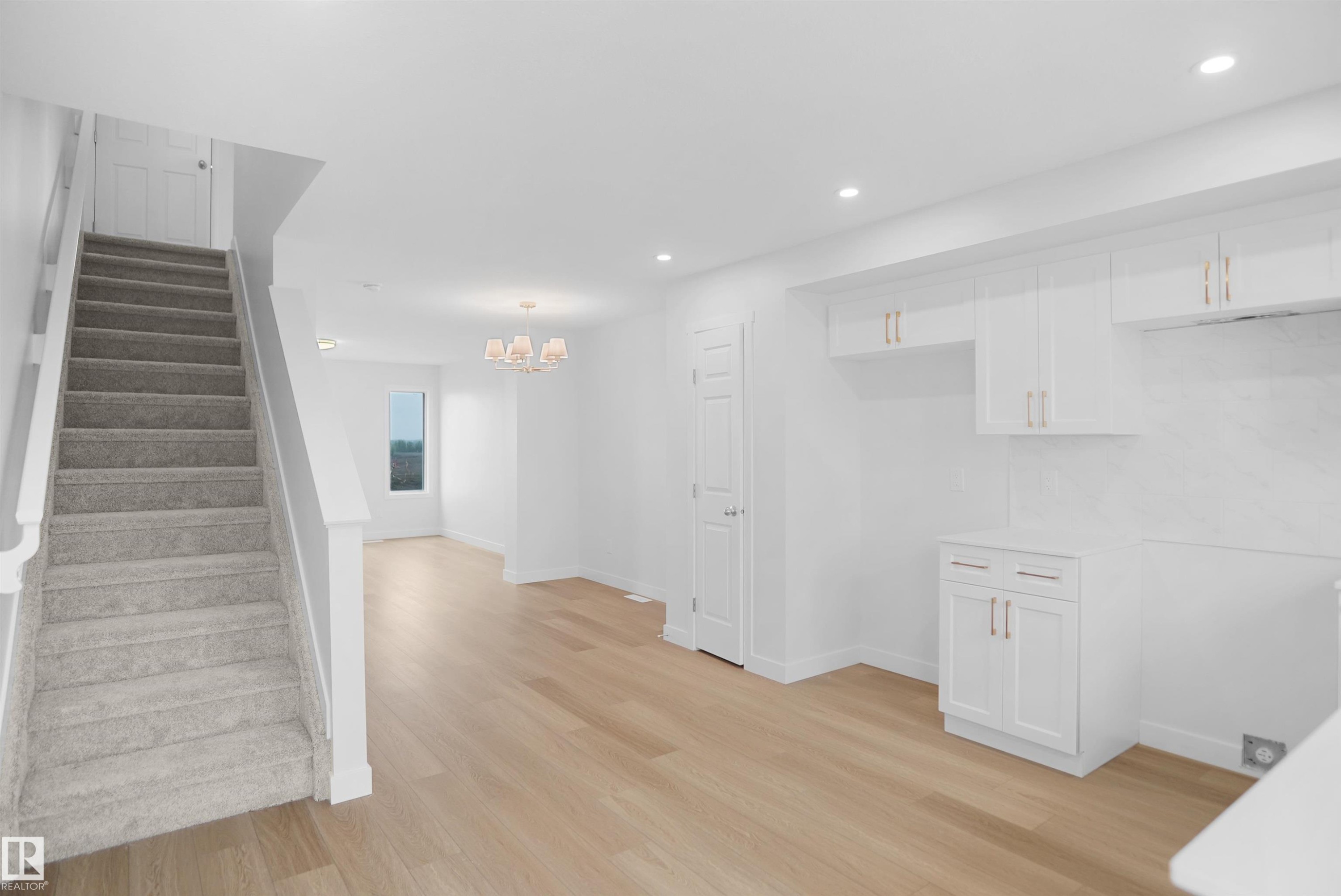 5139 River'S Edge Way Nw, Edmonton, AB - Indoor Photo Showing Other Room