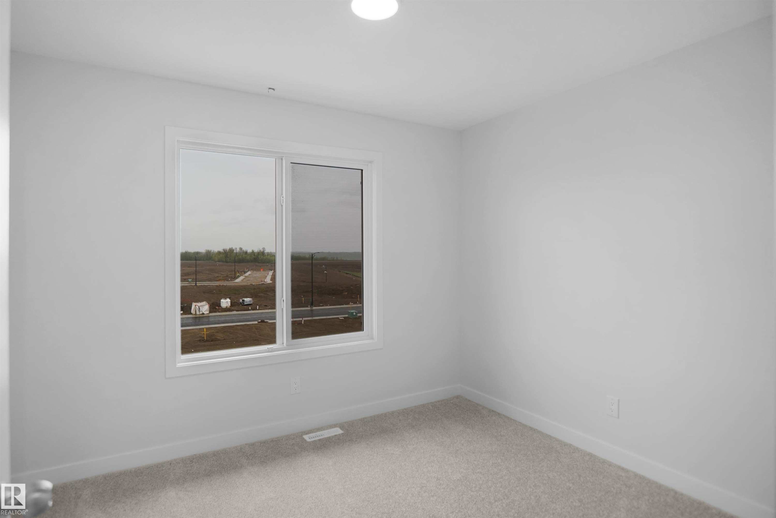 5139 River'S Edge Way Nw, Edmonton, AB - Indoor Photo Showing Other Room