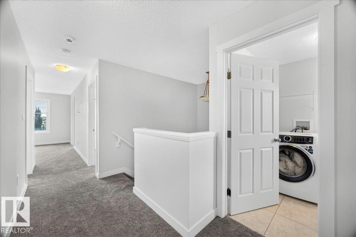 3017 Harvey Crescent Nw, Edmonton, AB - Indoor Photo Showing Laundry Room