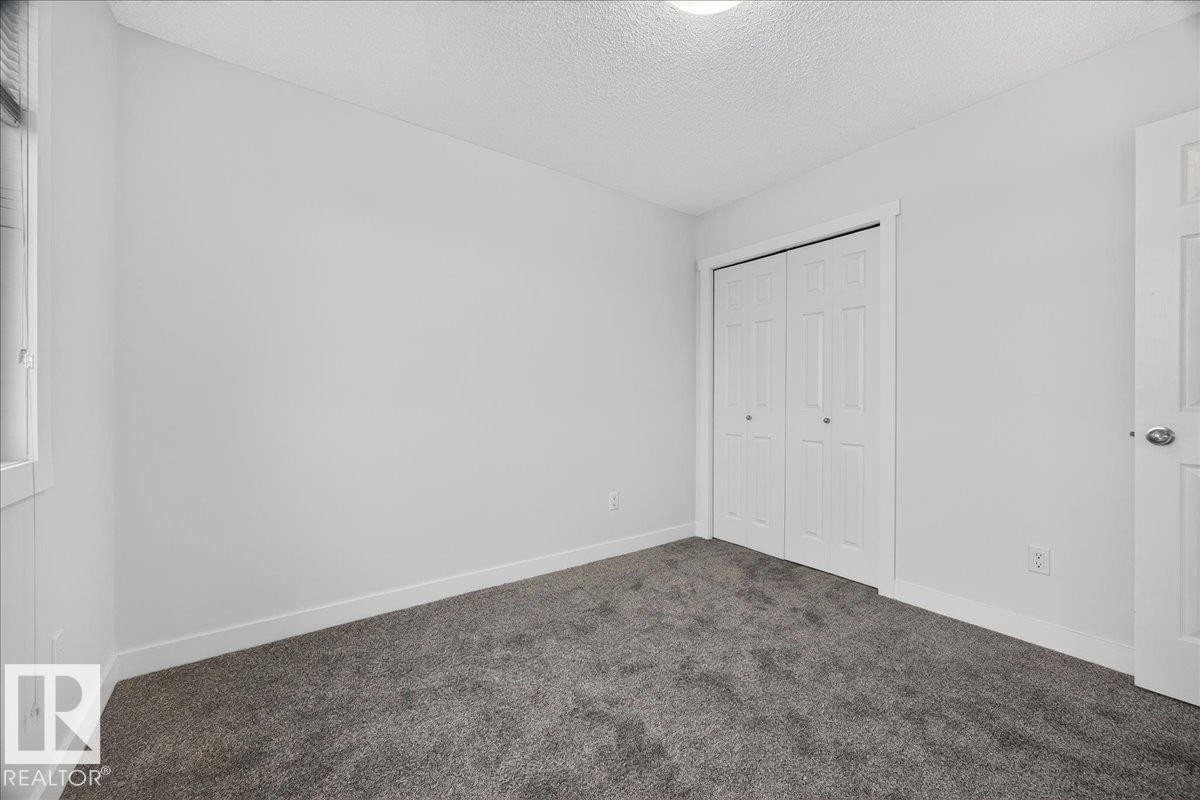 3017 Harvey Crescent Nw, Edmonton, AB - Indoor Photo Showing Other Room