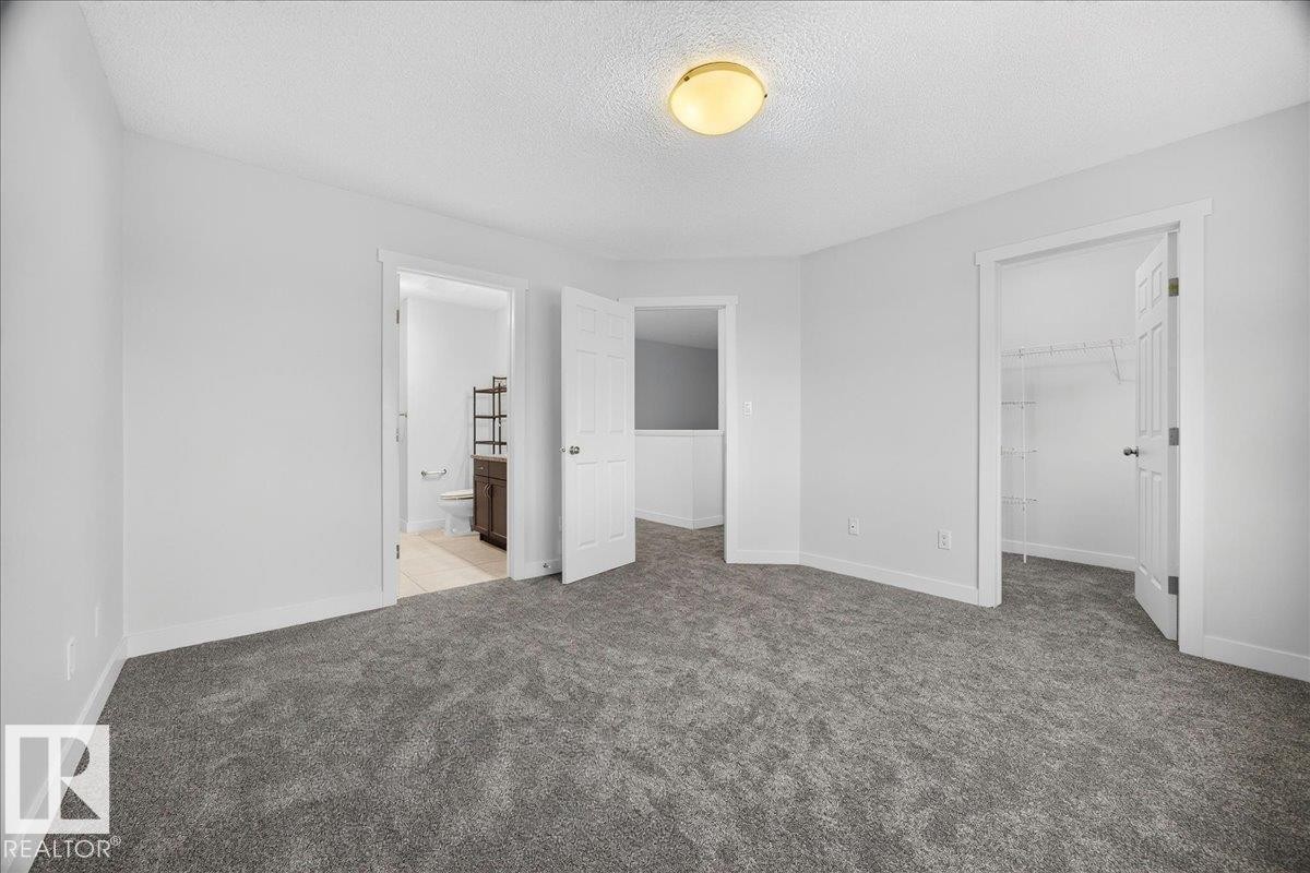 3017 Harvey Crescent Nw, Edmonton, AB - Indoor