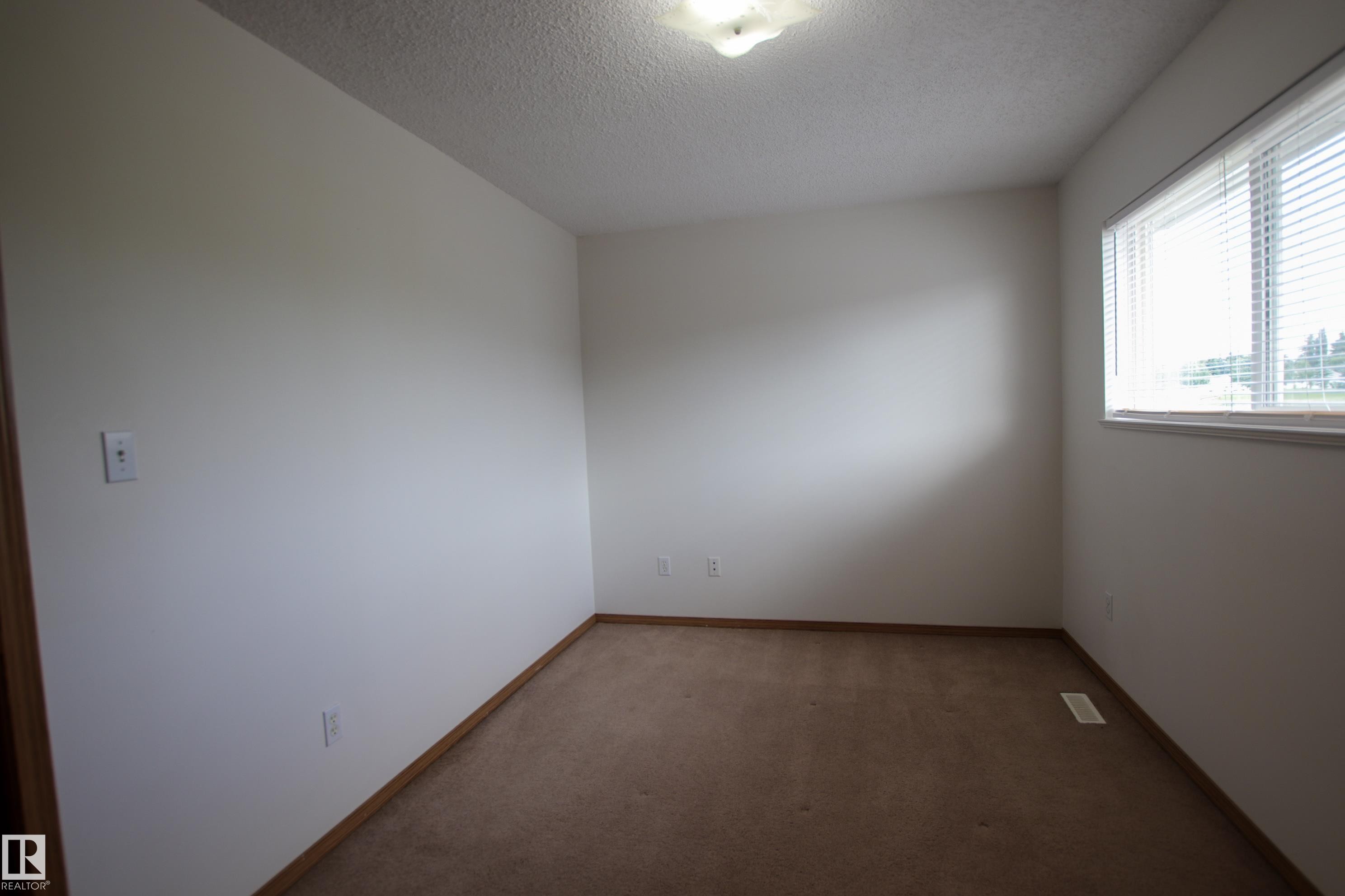 #408 610 King St, Spruce Grove, AB - Indoor Photo Showing Other Room