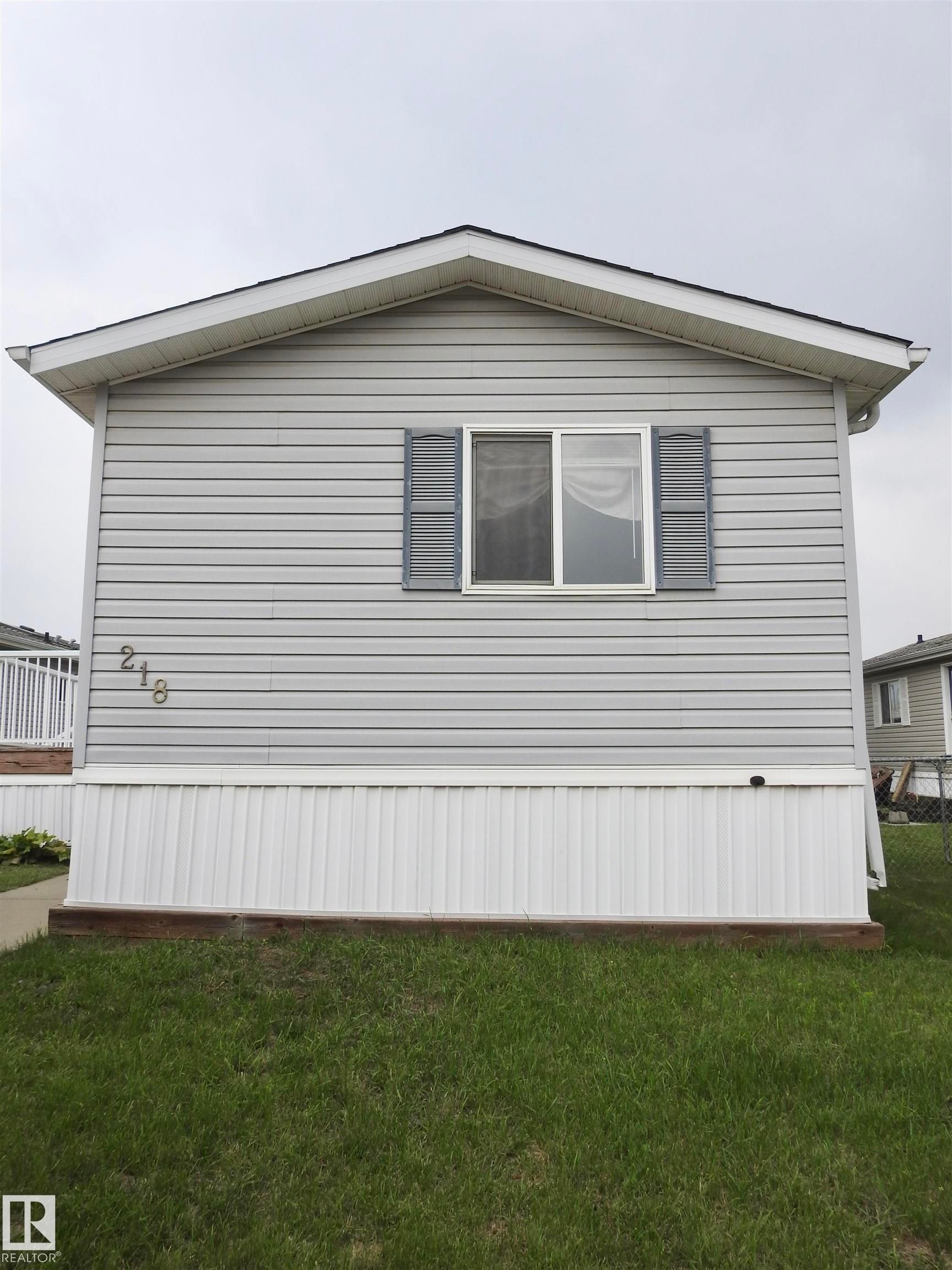 218 Oak Wood Drive Northwest, Edmonton, AB - Outdoor